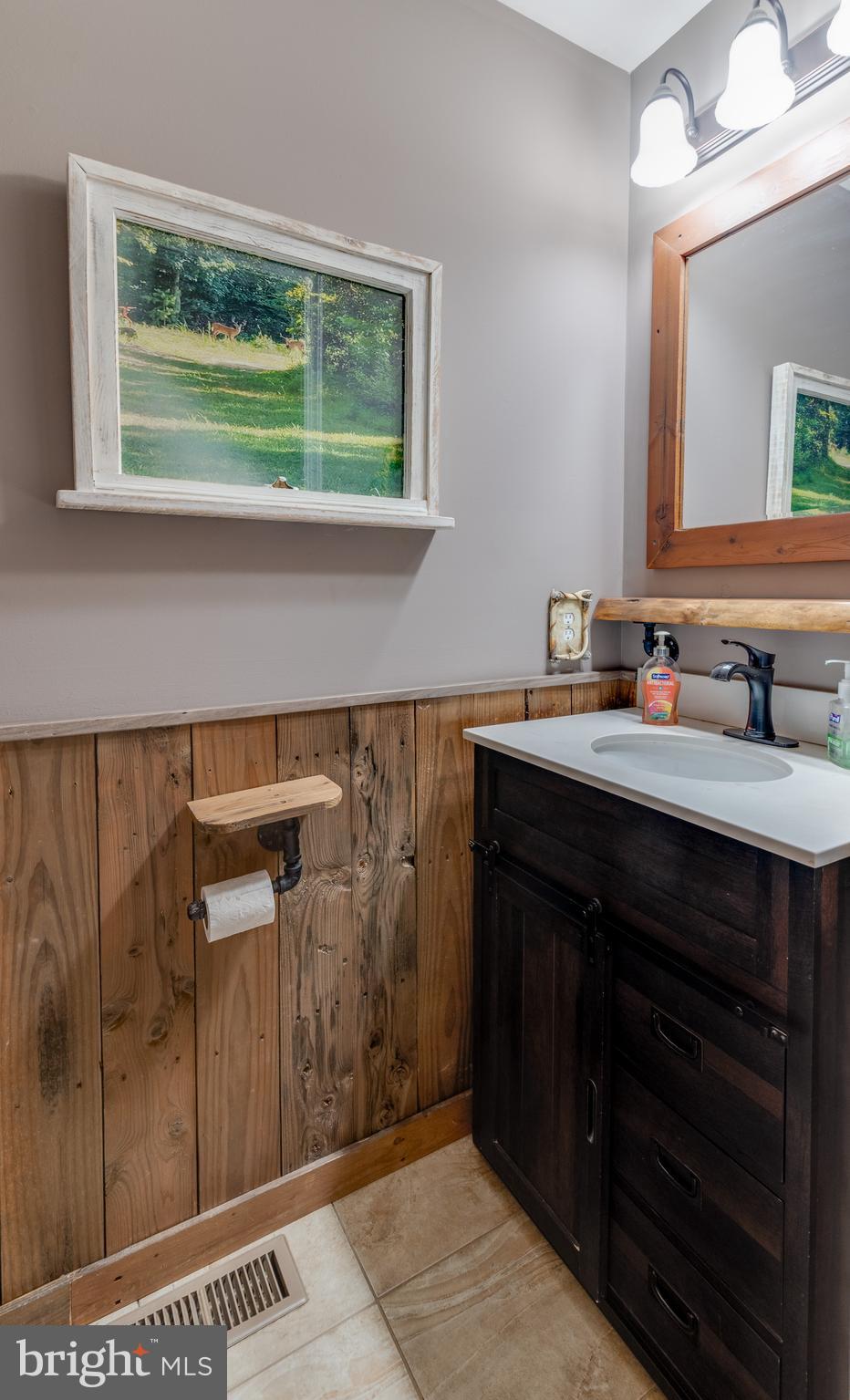 WICOMICO SHORES - Residential