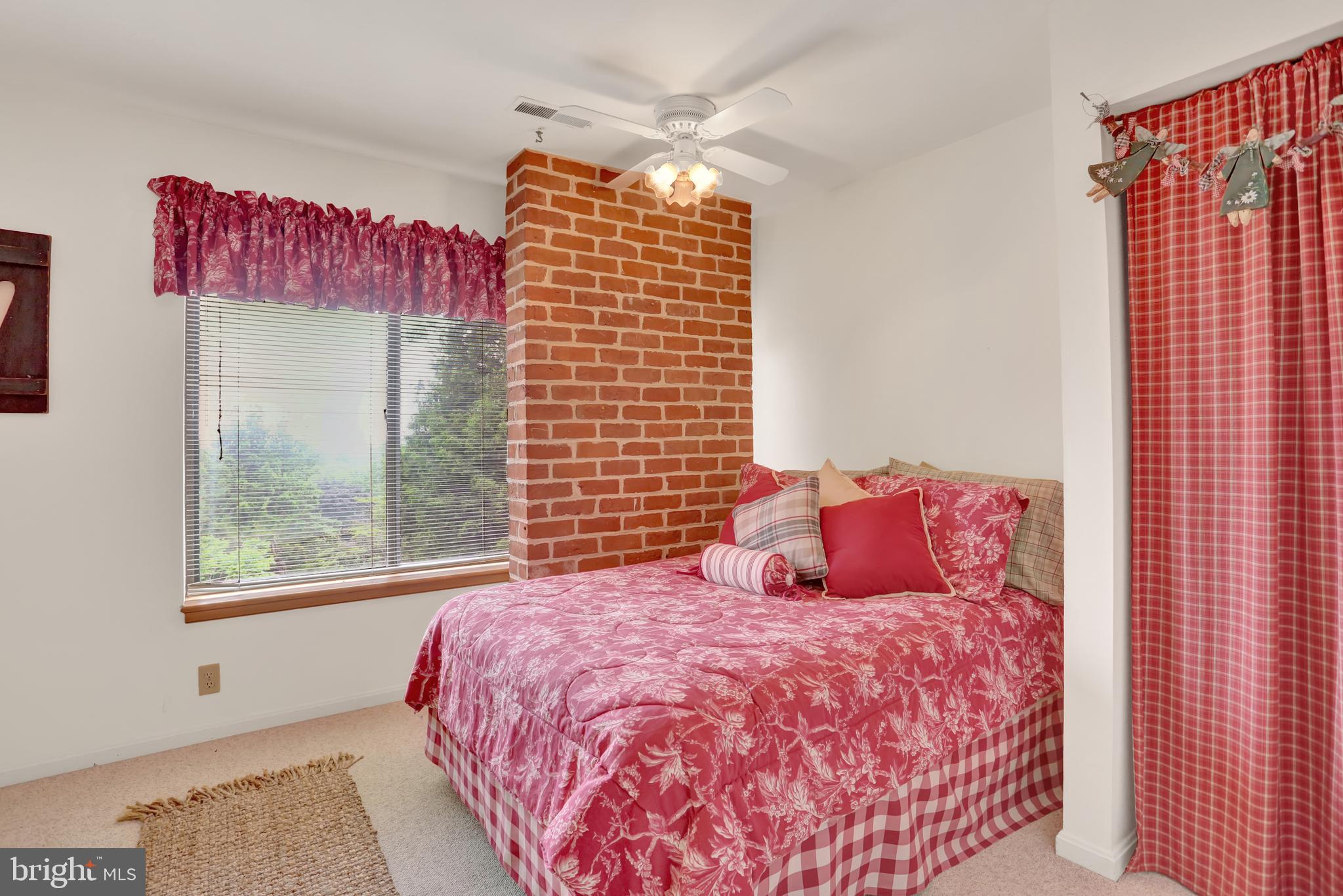 OWL HILL TERRACE - Residential