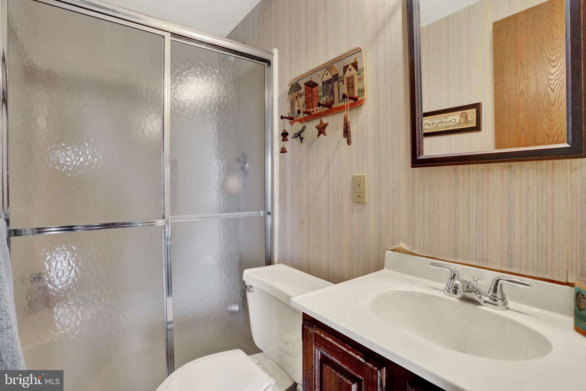 OWL HILL TERRACE - Residential