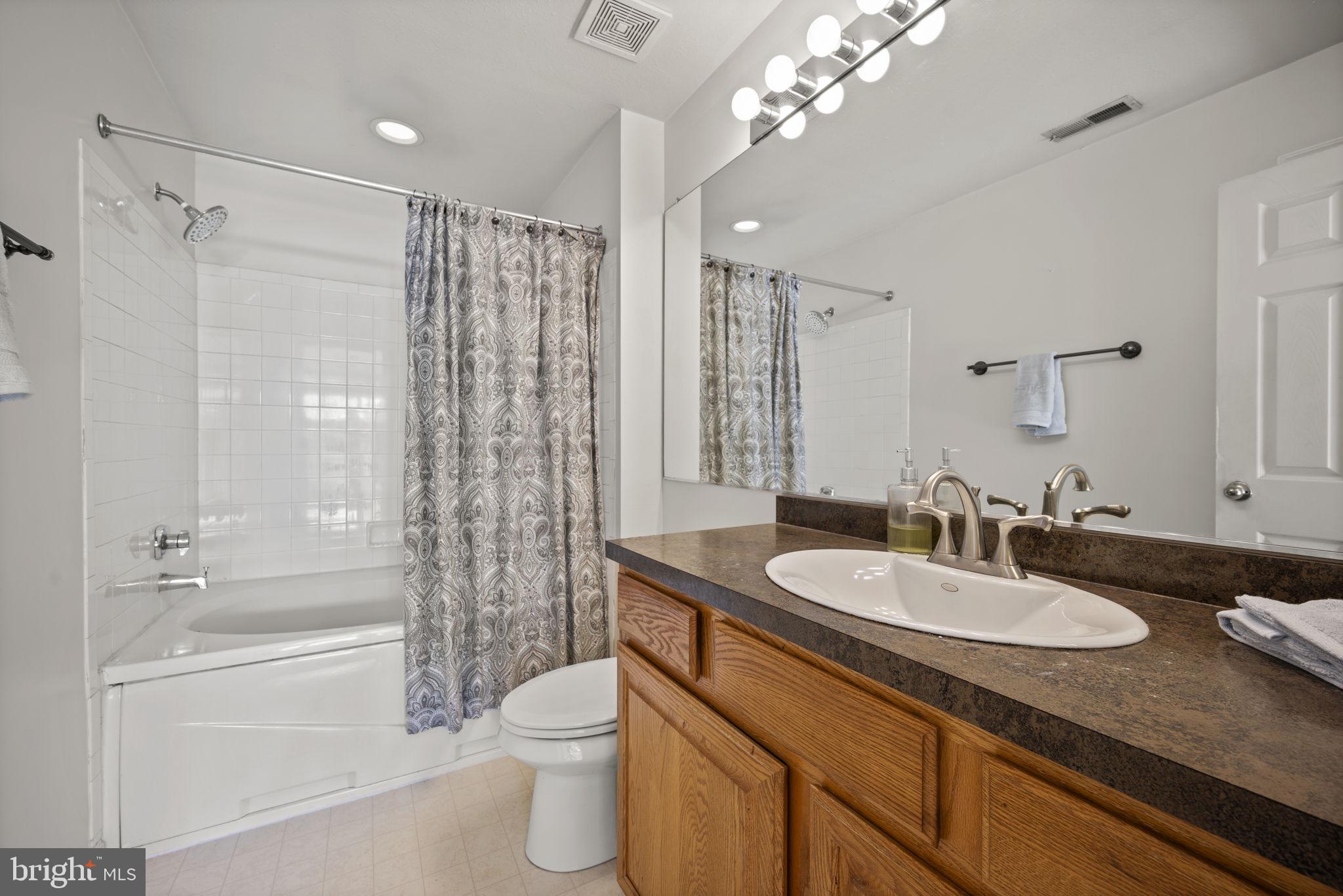 VILLAGE OF LONG REACH - Residential