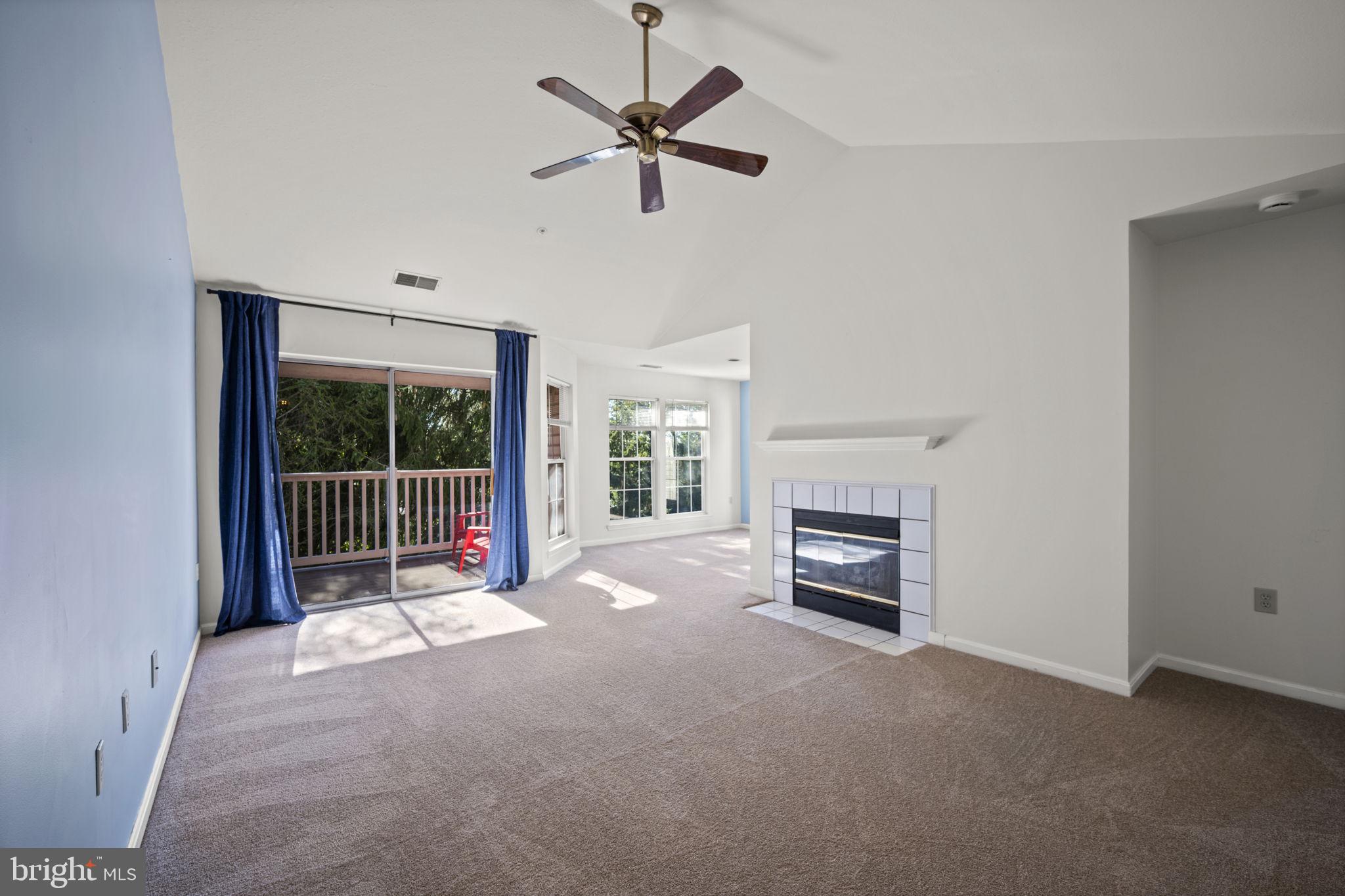 VILLAGE OF LONG REACH - Residential