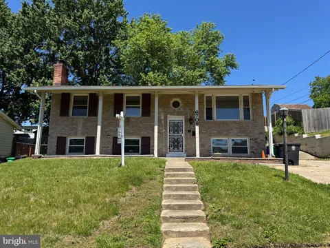 6708 Calmos Street, Capitol Heights, MD MLS: MDPG2151438