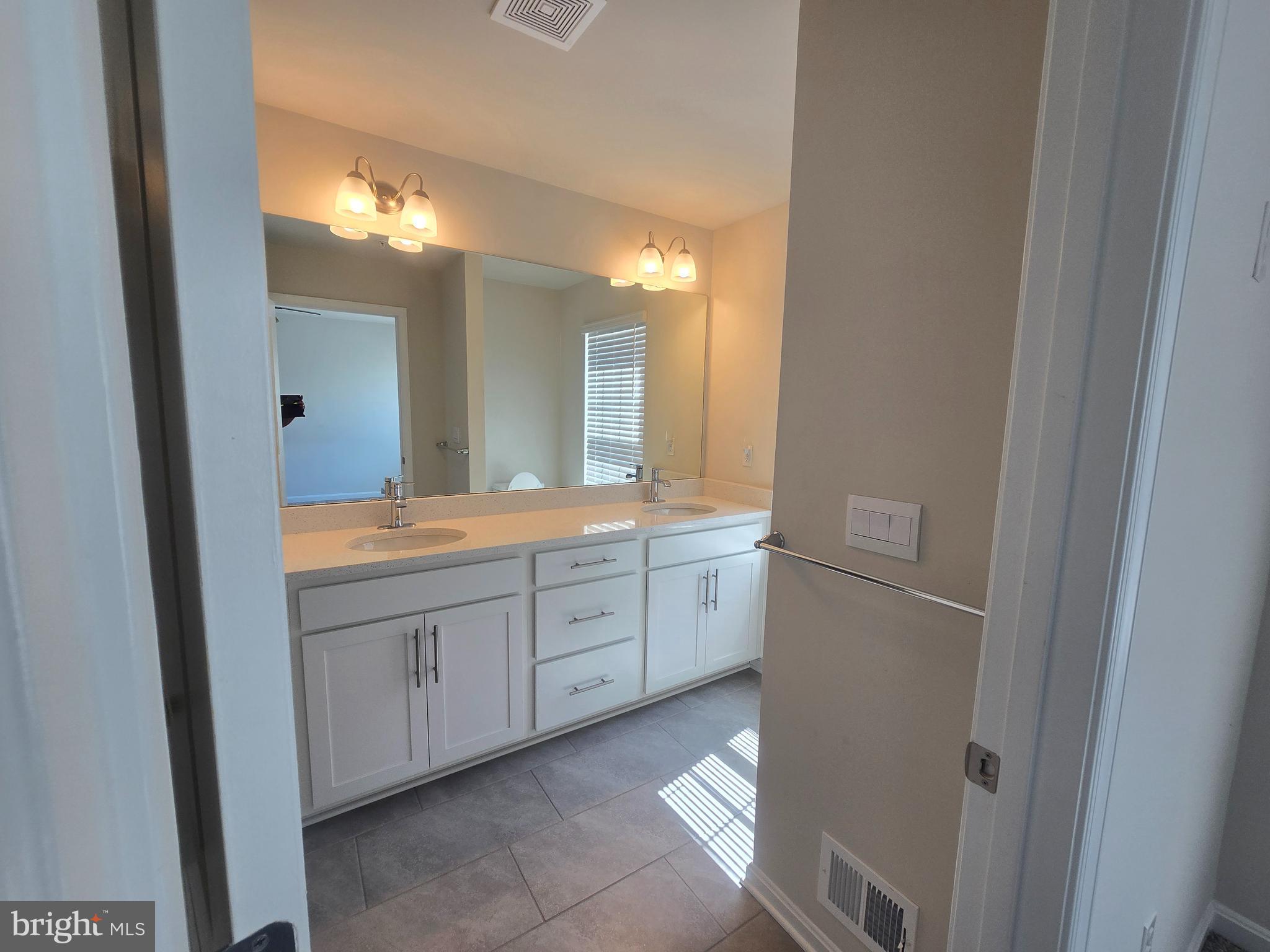 WOODYARD - Residential Lease