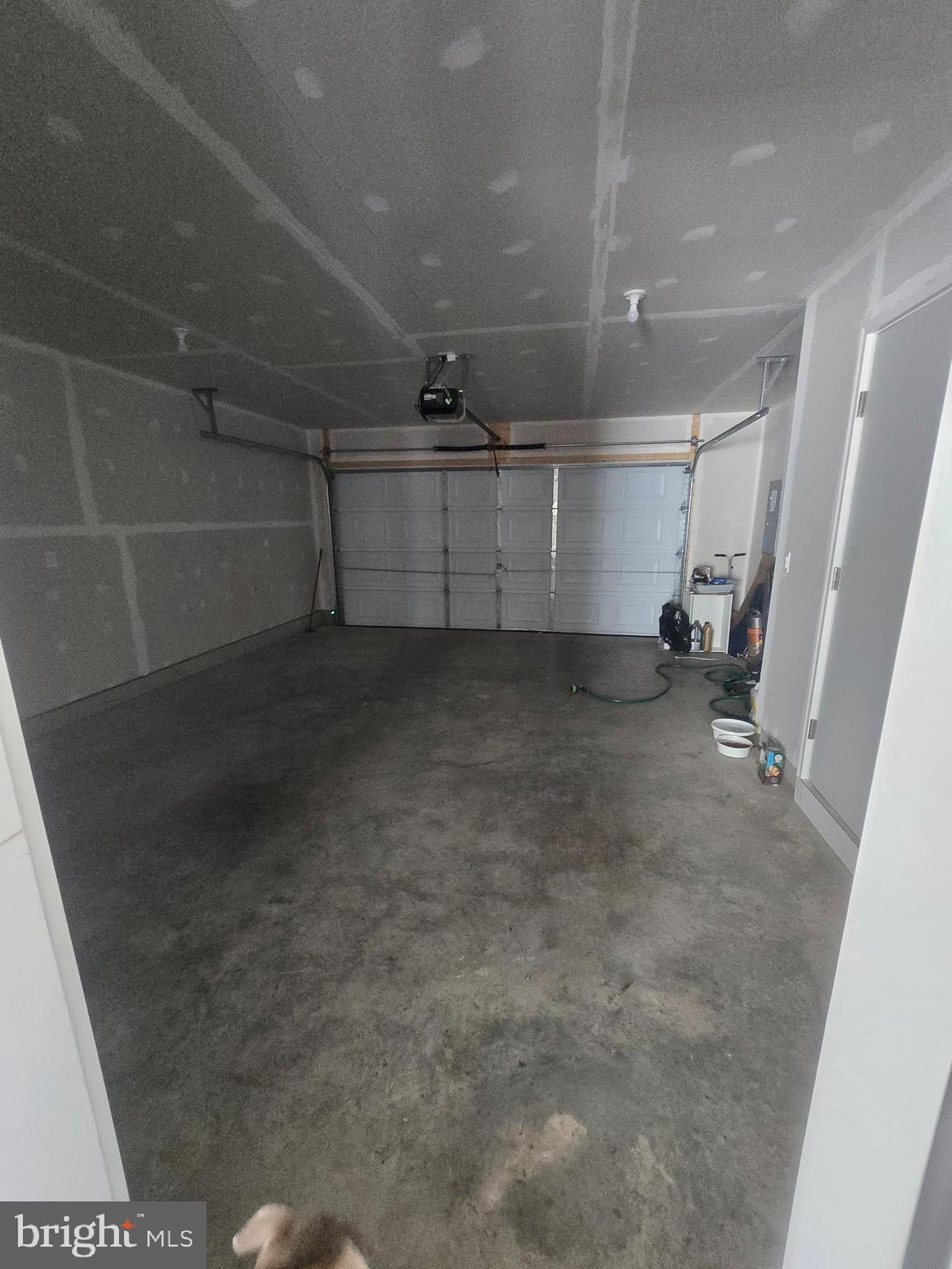 WOODYARD - Residential Lease