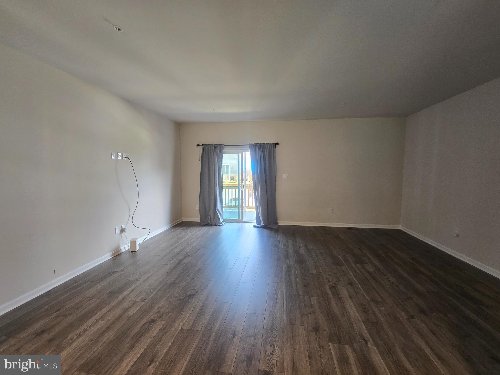 WOODYARD - Residential Lease