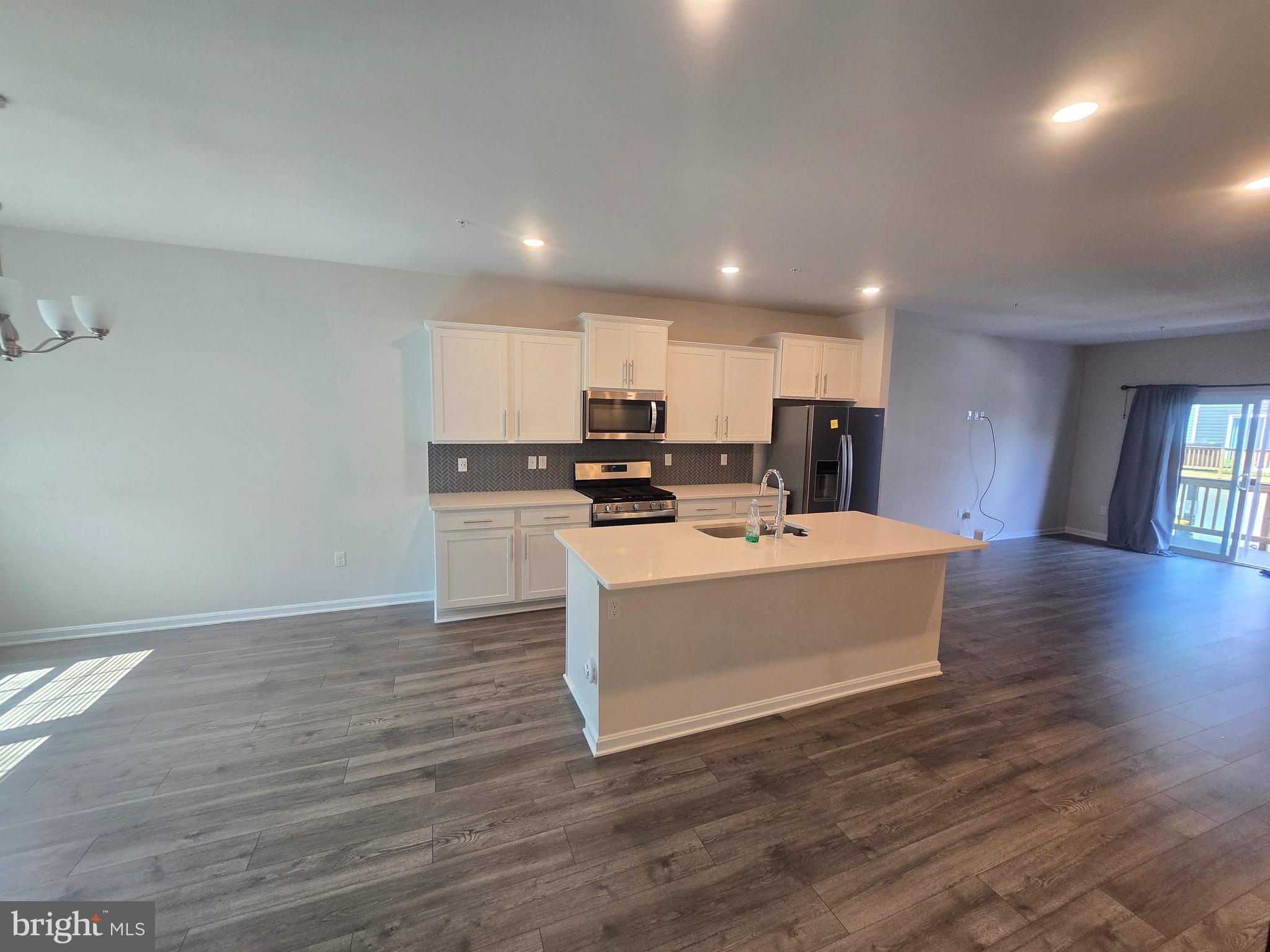 WOODYARD - Residential Lease