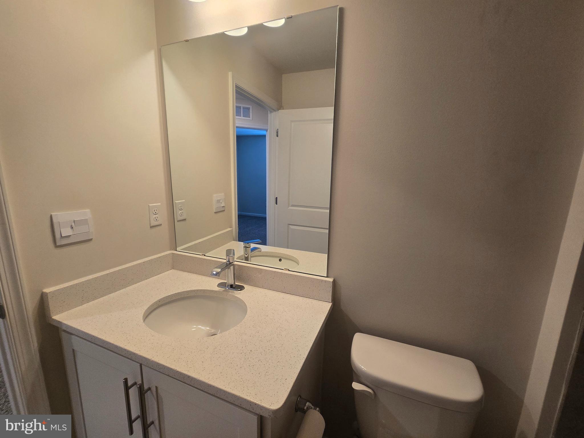 WOODYARD - Residential Lease