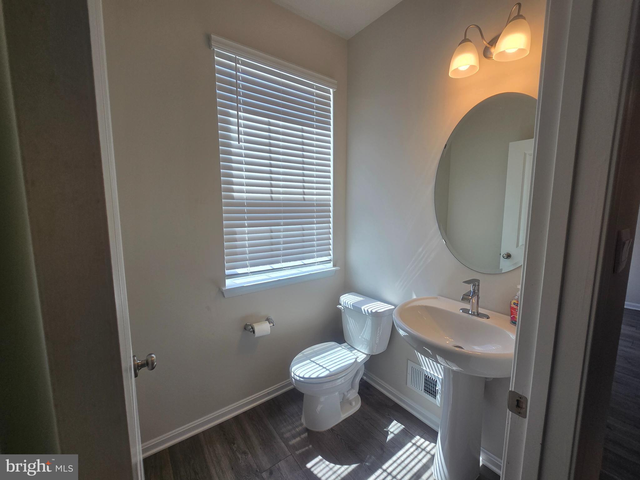 WOODYARD - Residential Lease