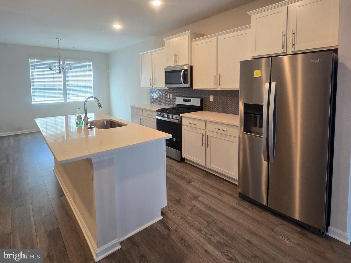 WOODYARD - Residential Lease