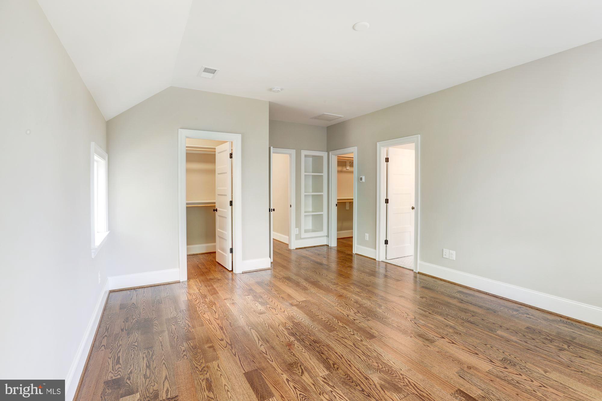 FALLS PARK - Residential