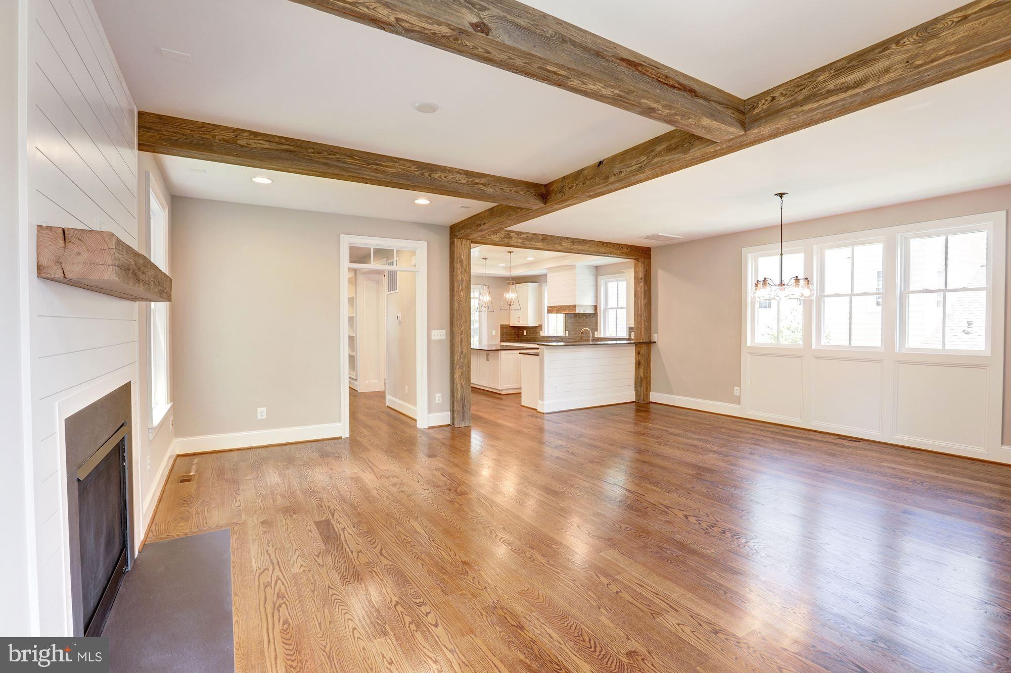 FALLS PARK - Residential