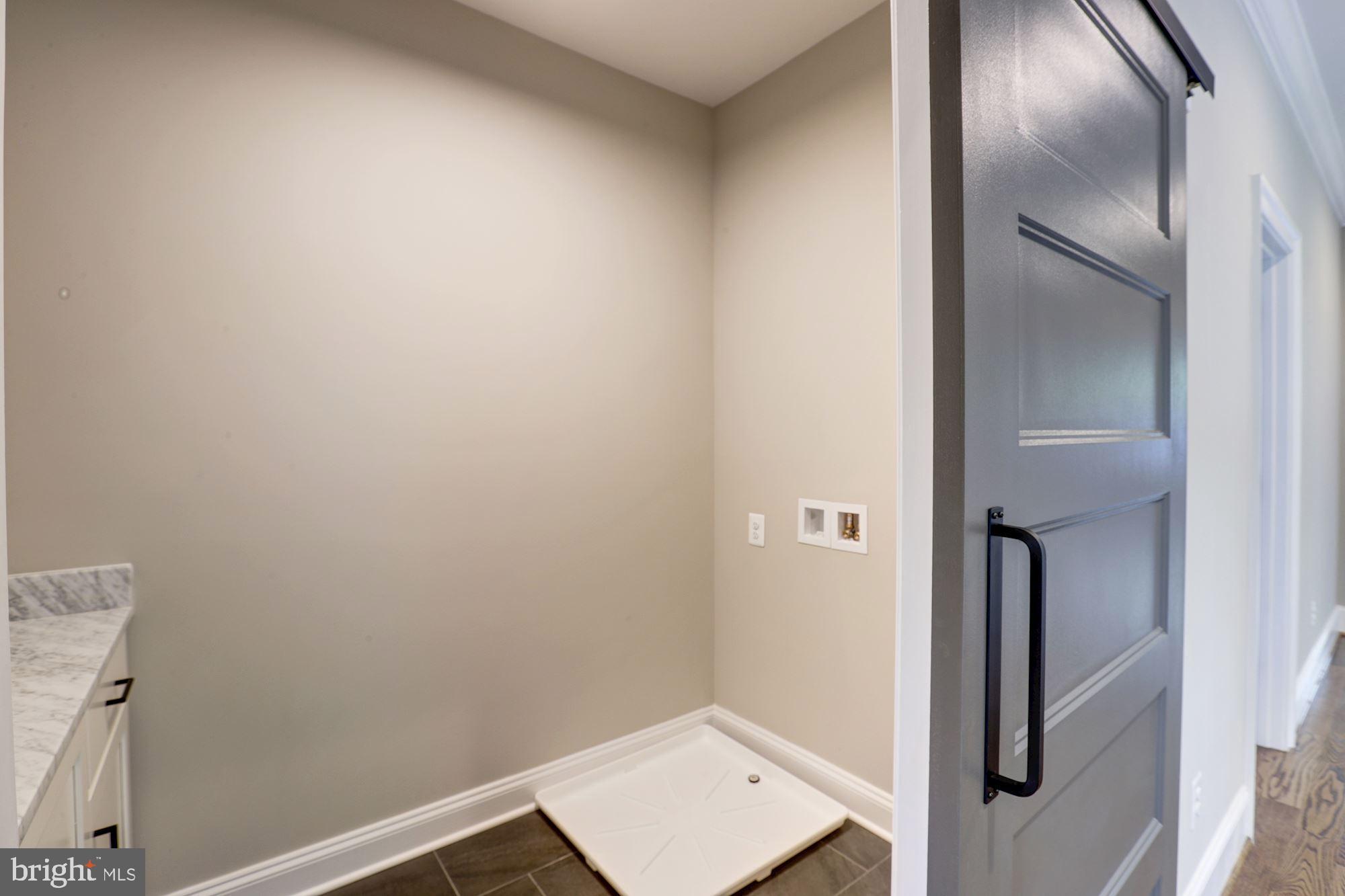 FALLS PARK - Residential