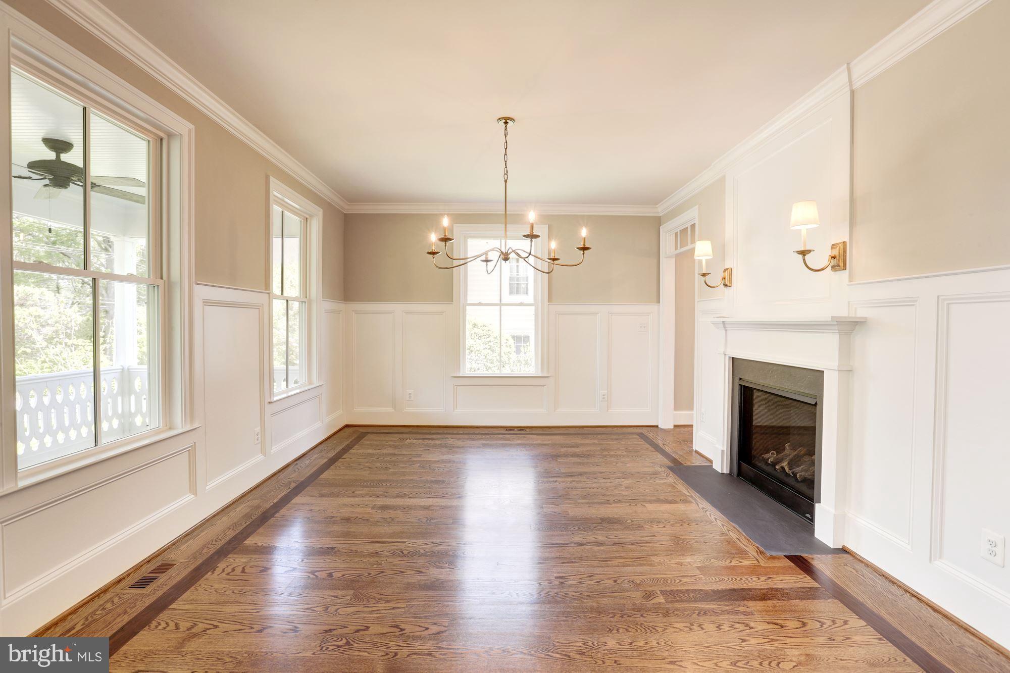 FALLS PARK - Residential