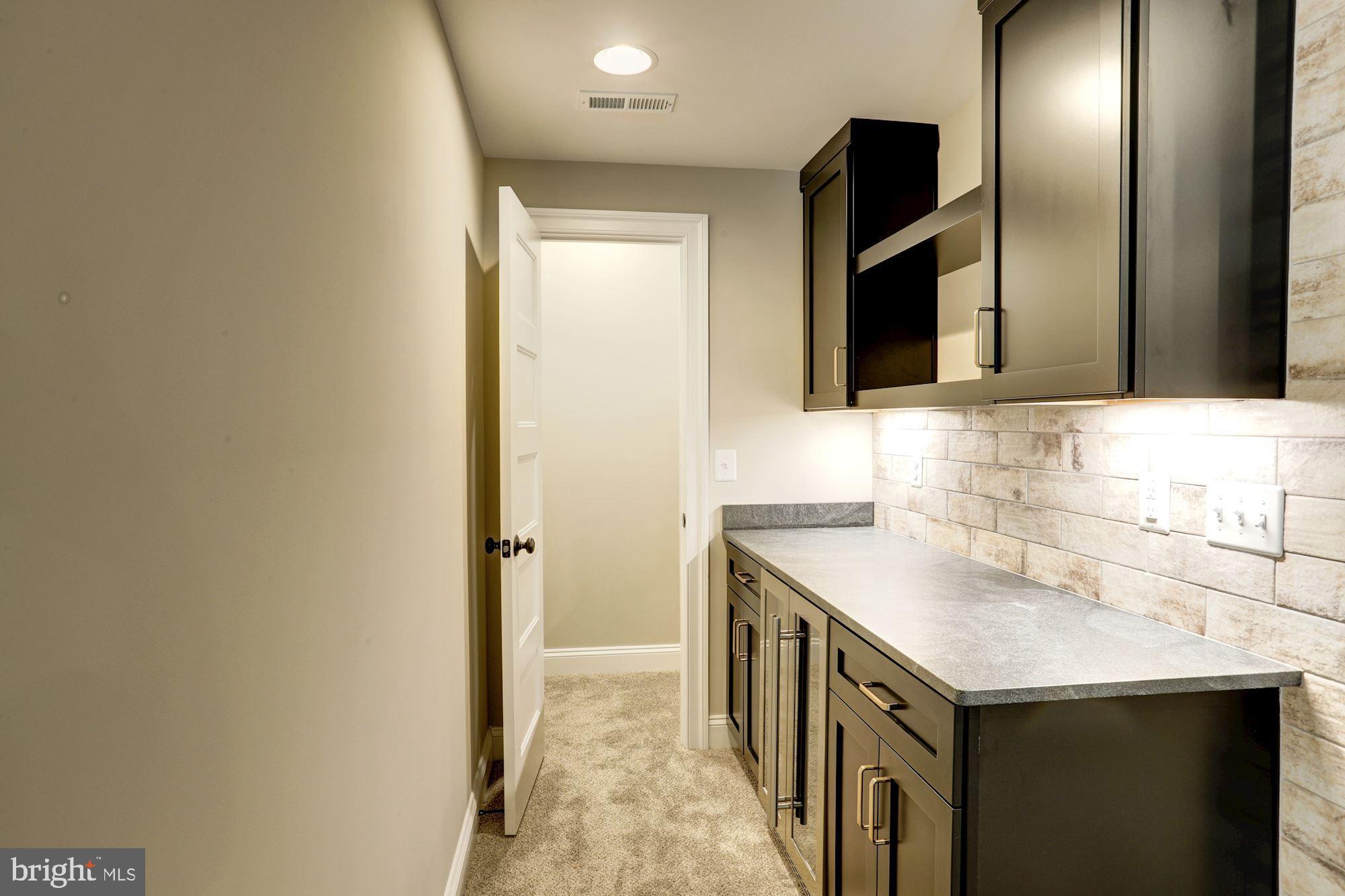 FALLS PARK - Residential