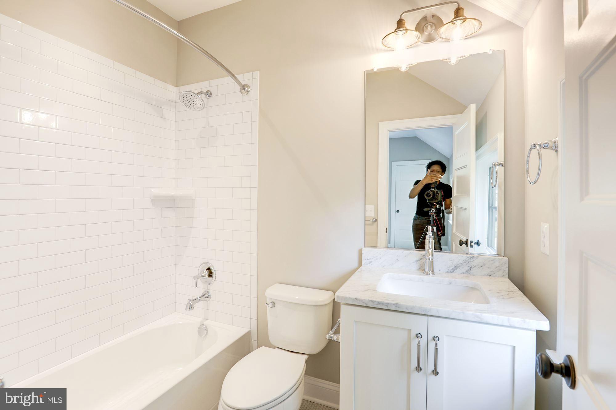 FALLS PARK - Residential