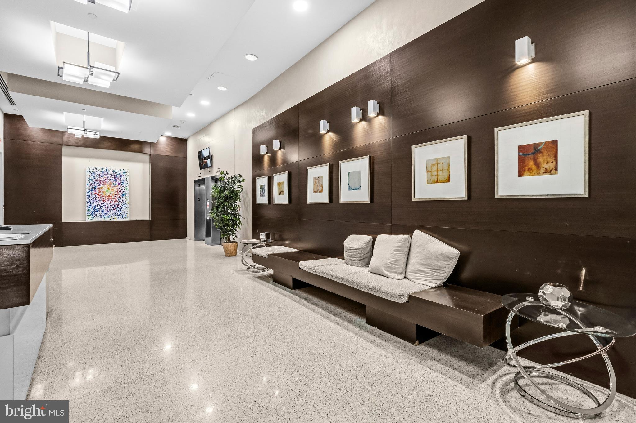 NATIONAL HARBOR - Residential