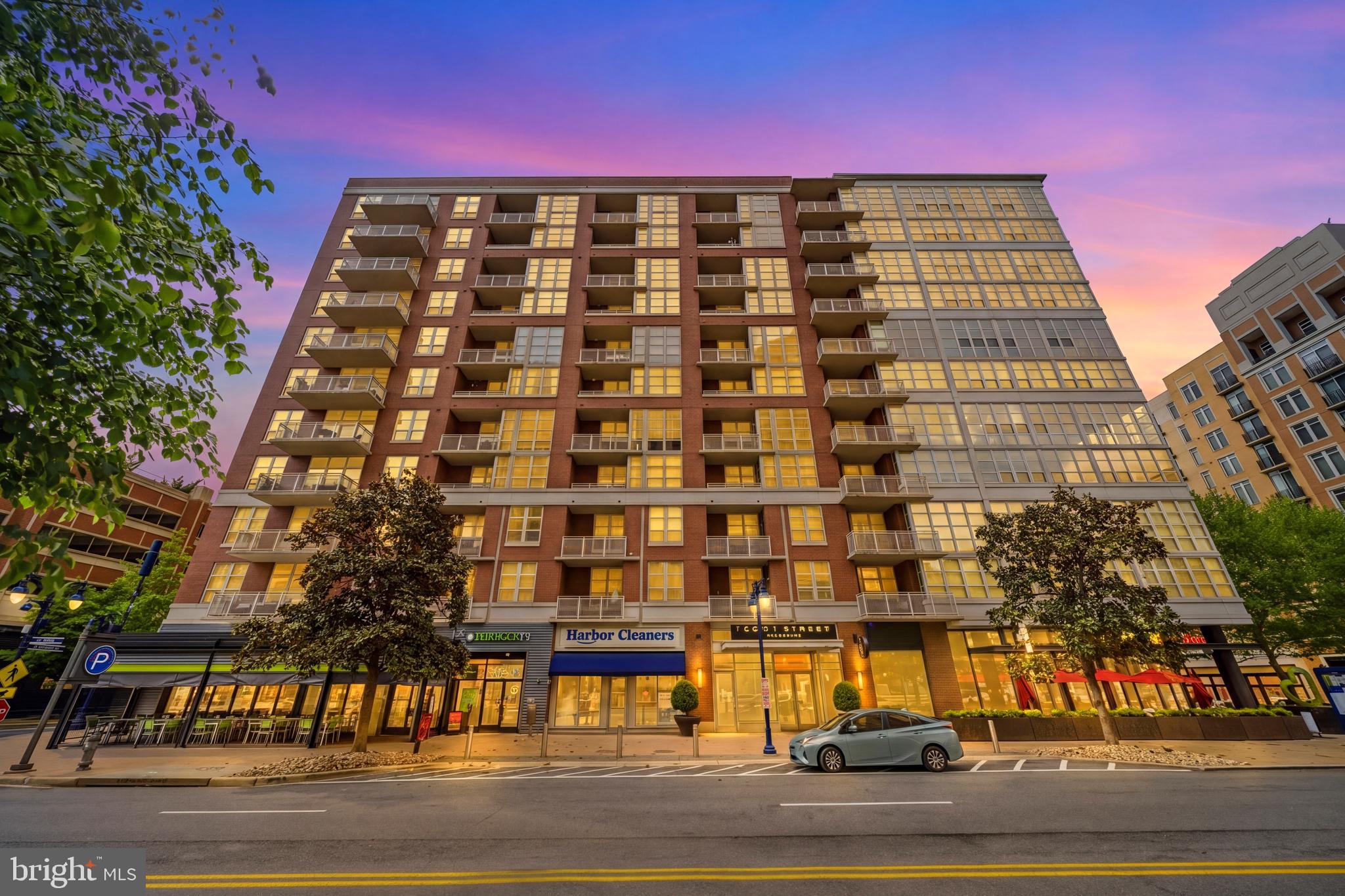 NATIONAL HARBOR - Residential