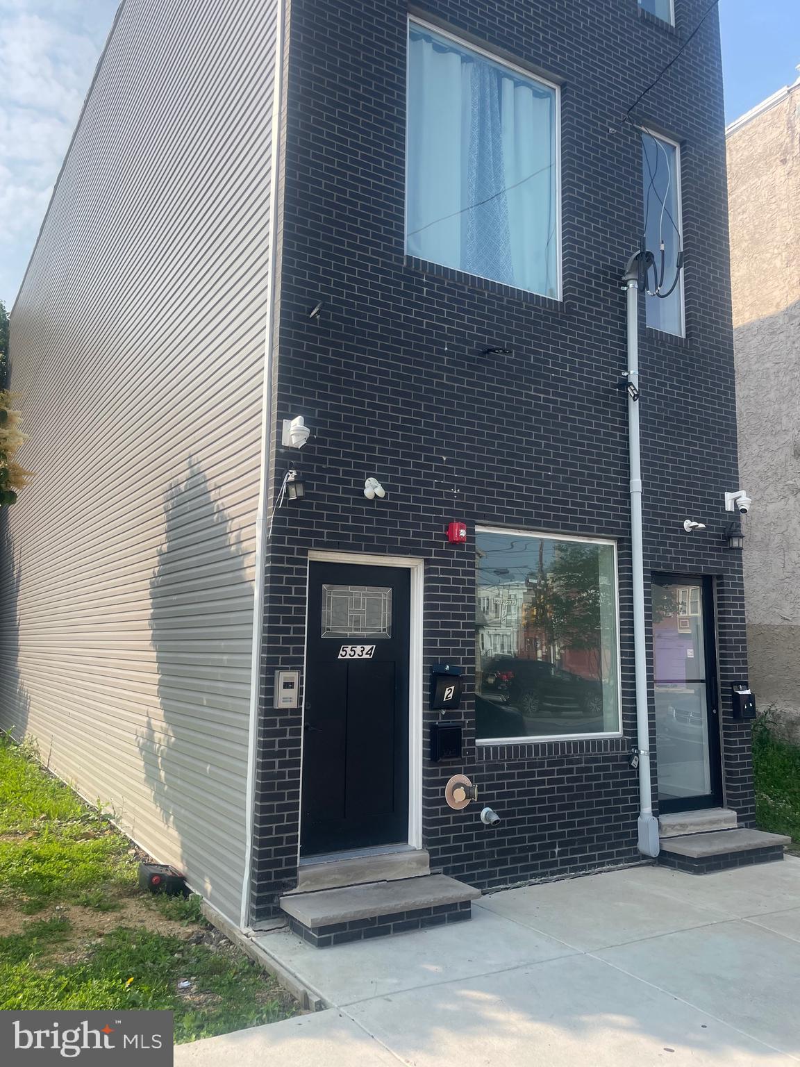 New Construction first floor extremeley large commercial space which includes length of building basement.
This property is in a highly visible and highly traveled area of wesy philly close to Penn Pharmacy School and Penn University. The trolley and bus pass right in front to get you to anywhere in the city and 15 minutes to Philadelphia International Airport With this versatile space you can do a lot of different things. Near by are shops, fast food restaurants and more. The owner is motivated and will listen to all options for rental. Hurry won't last!!!!!!!!!!!!1