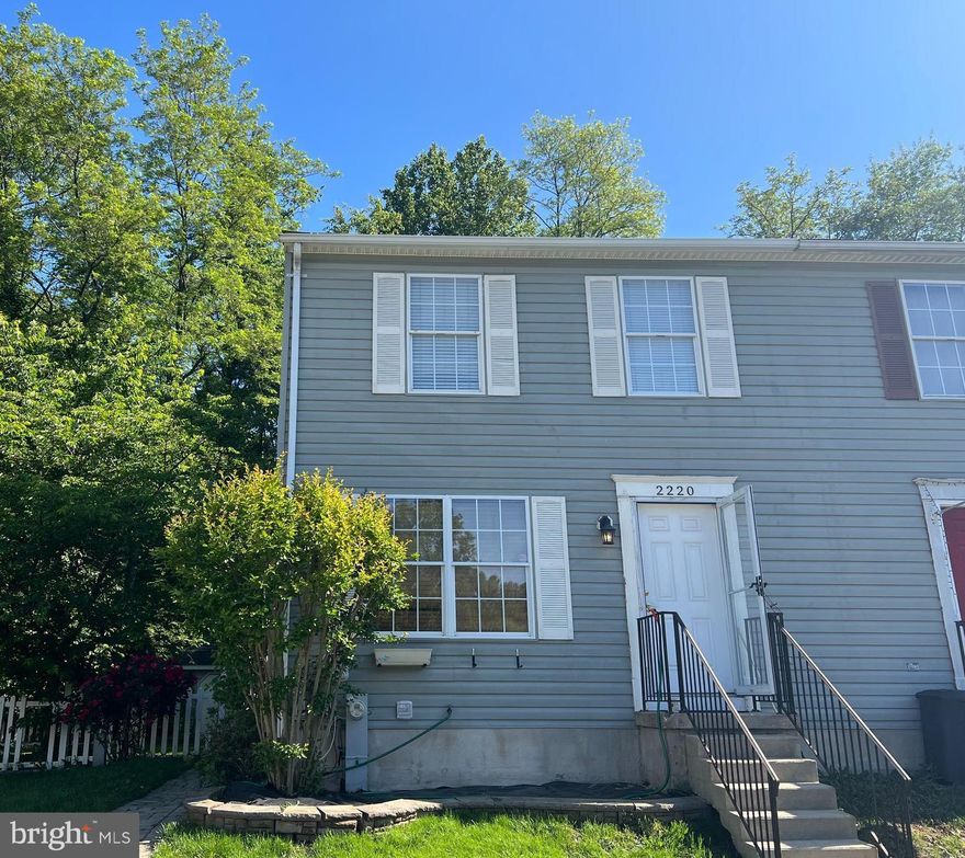 End-of-row townhome in the beautiful Bynum Woods community with a large fenced-in yard and deck. This 3 bedroom, 2.5 bath features new paint throughout, carpet, kitchen backsplash, remodeled bathroom, granite countertops, and more!  Complete with a finished basement for an additional bedroom or entertainment space. **Photos will be uploaded next week** bathrooms and staining of the deck will be completed in the next week!

**MULTIPLE OFFERS RECEIVED - OFFER DEADLINE MONDAY JUNE 5 AT 5PM**