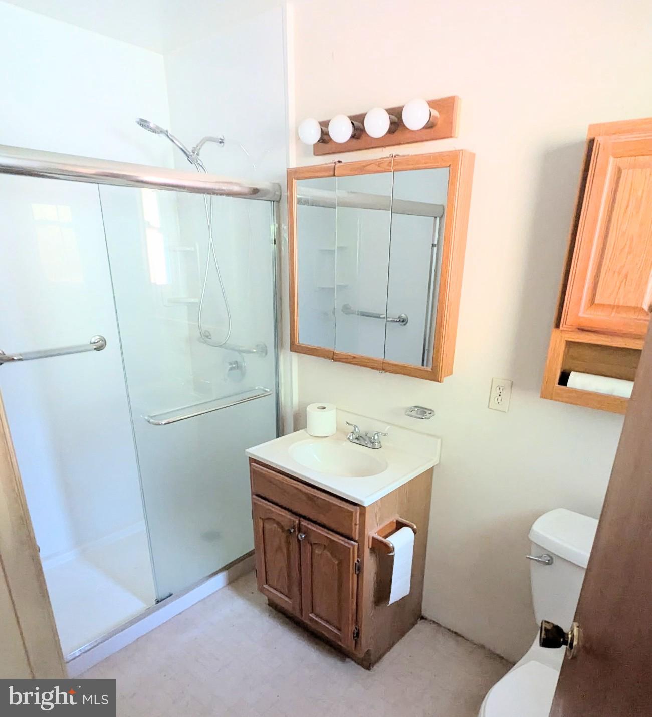 HAZELWOOD FARMS - Residential Lease