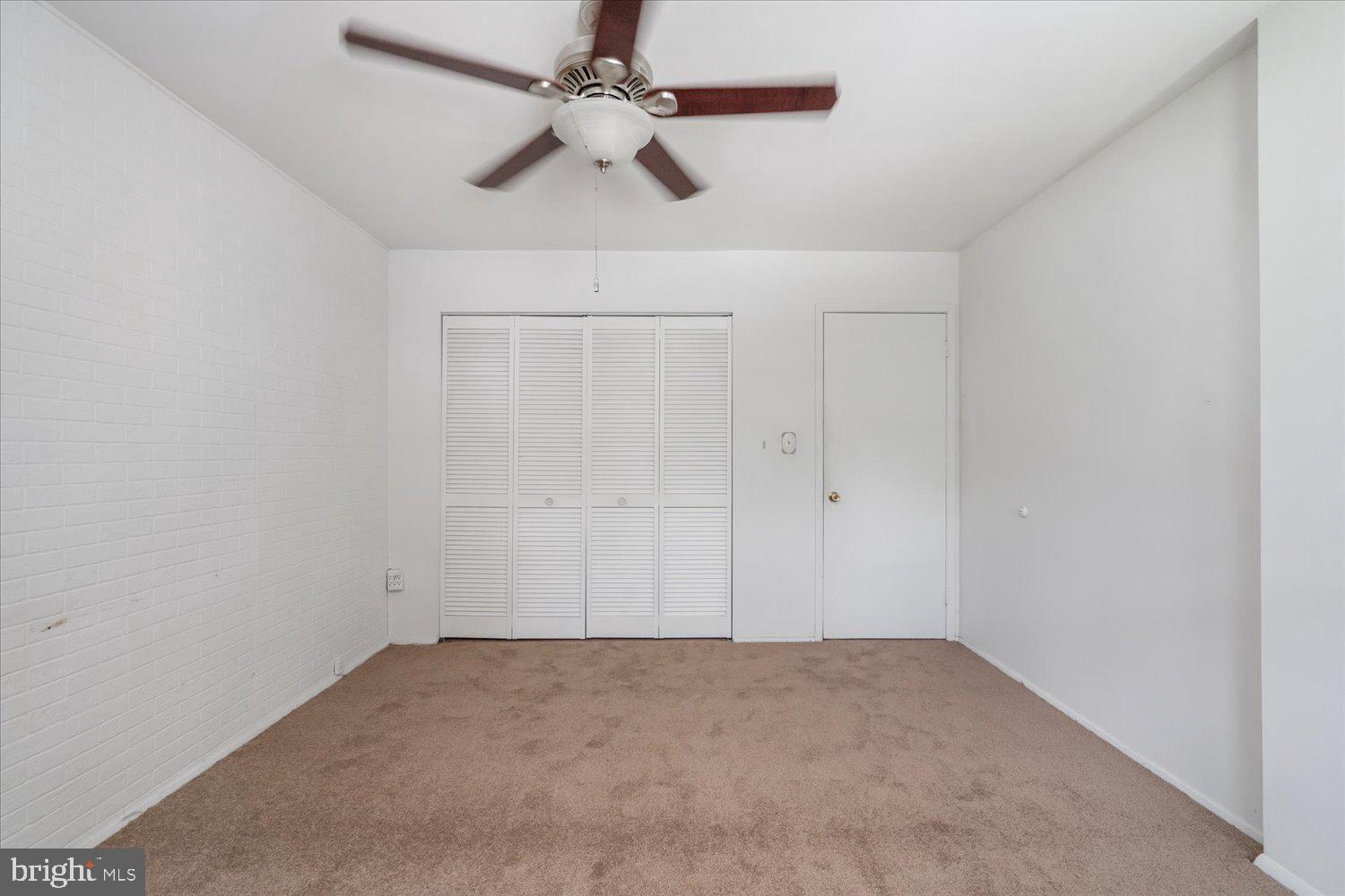 CHADWICK MANOR - Residential