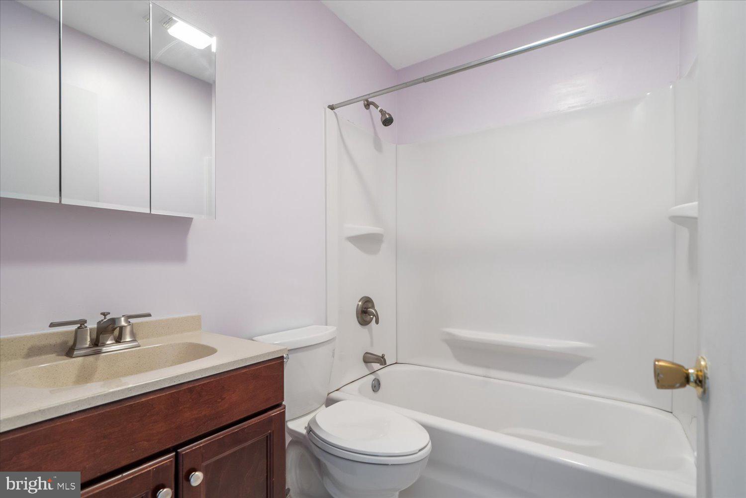 CHADWICK MANOR - Residential