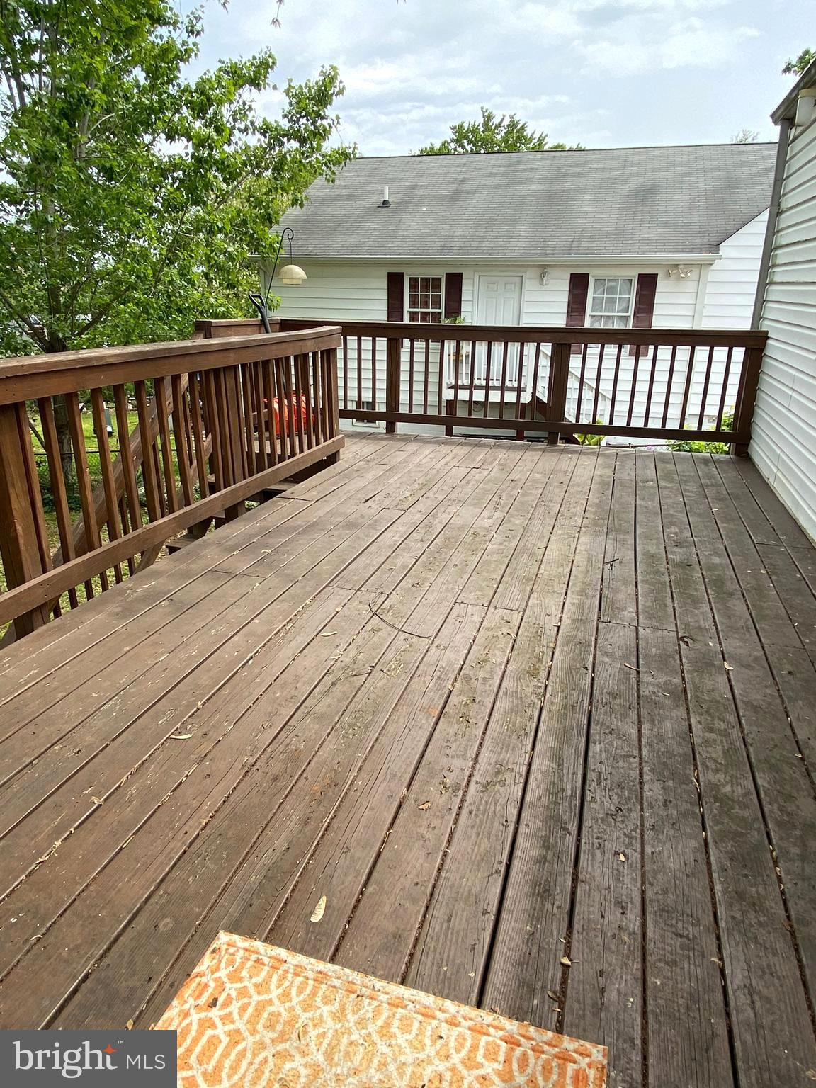 BURGUNDY VILLAGE - Residential Lease