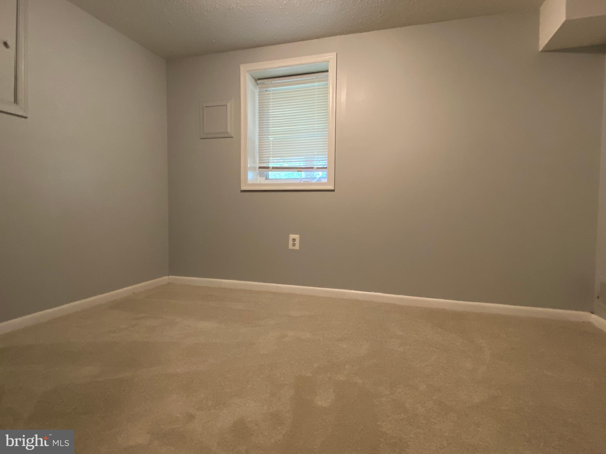 BURGUNDY VILLAGE - Residential Lease