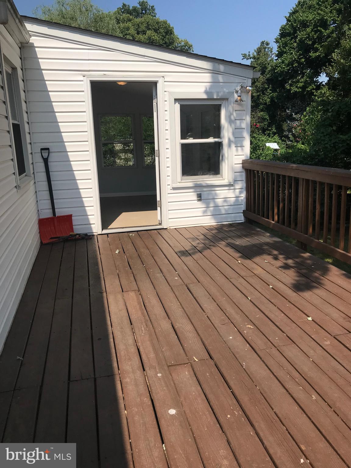 BURGUNDY VILLAGE - Residential Lease