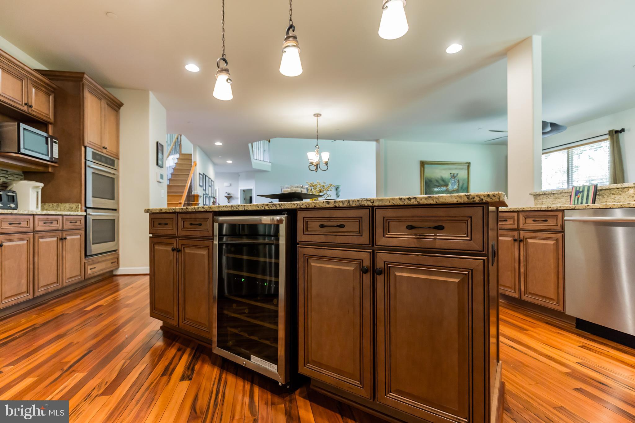 6314 NAYLORS RESERVE COURT