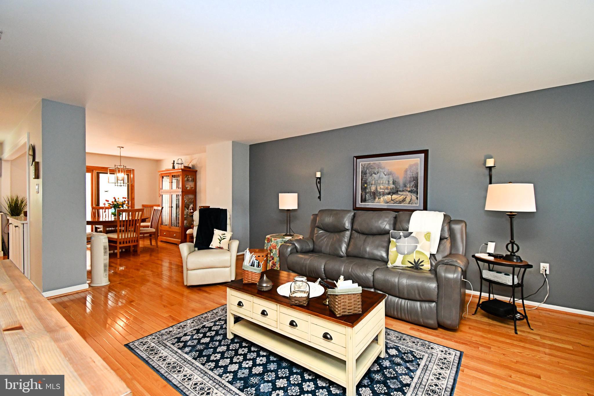 CLUB VIEW MANOR - Residential