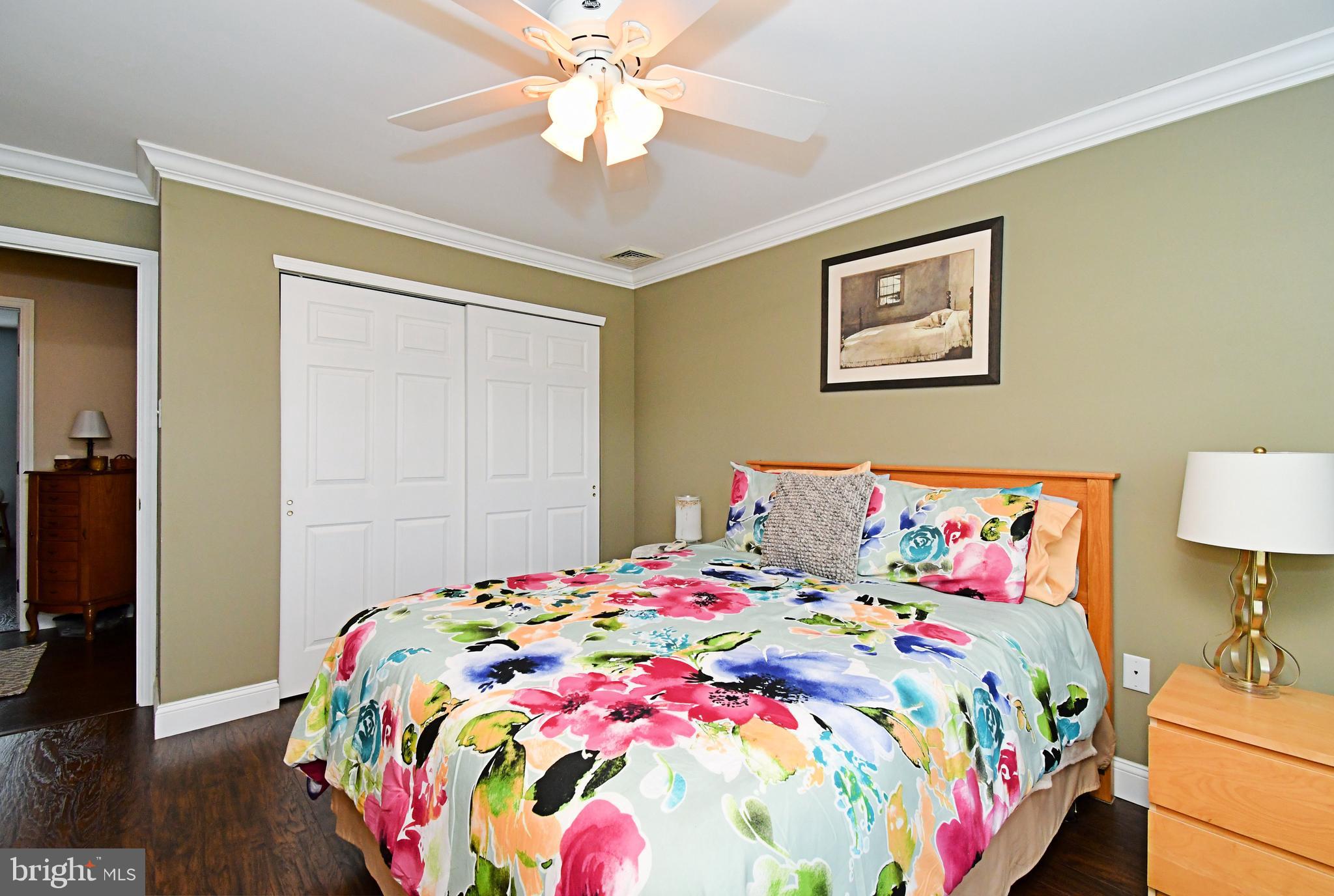 CLUB VIEW MANOR - Residential