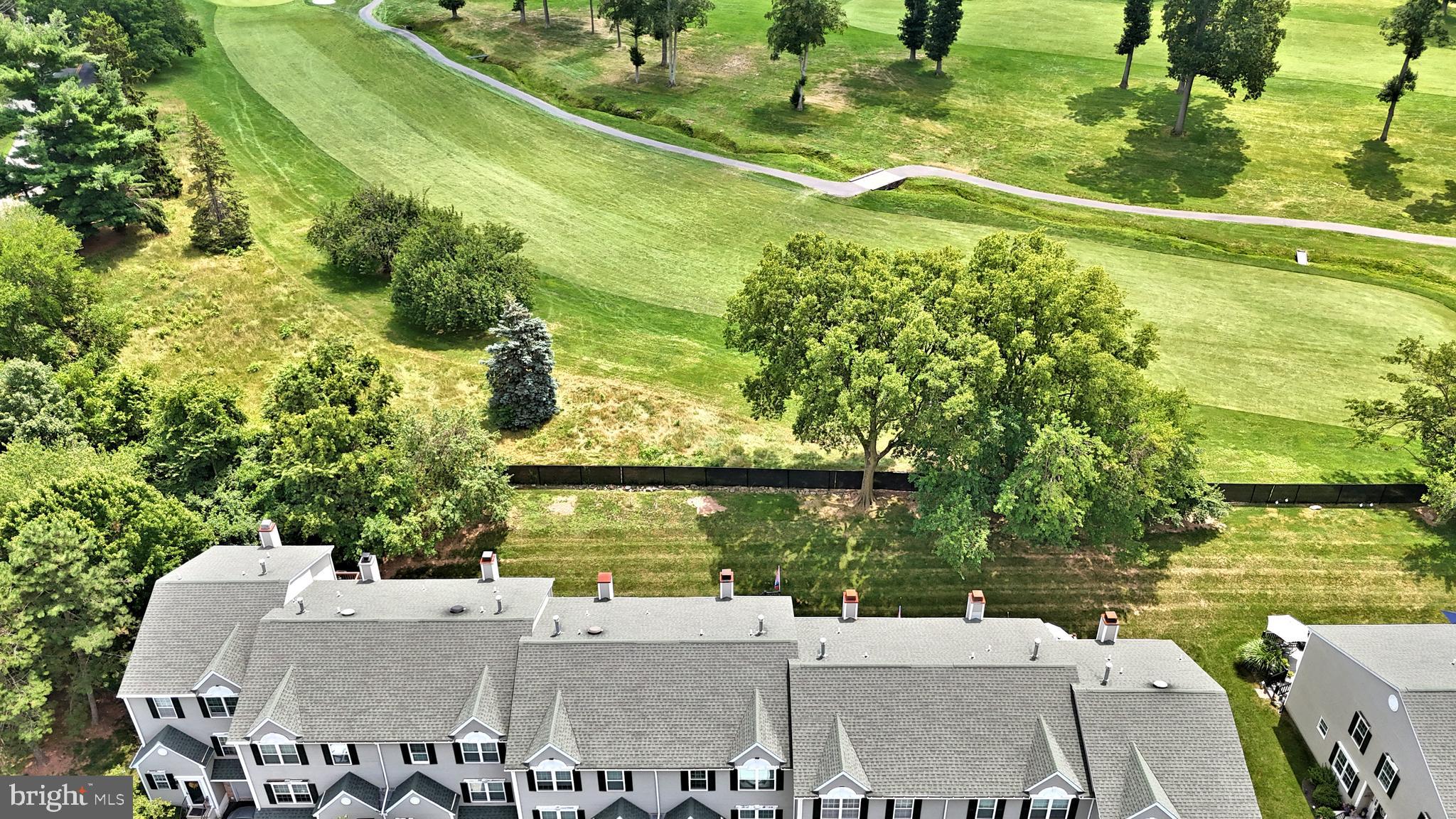 CLUB VIEW MANOR - Residential