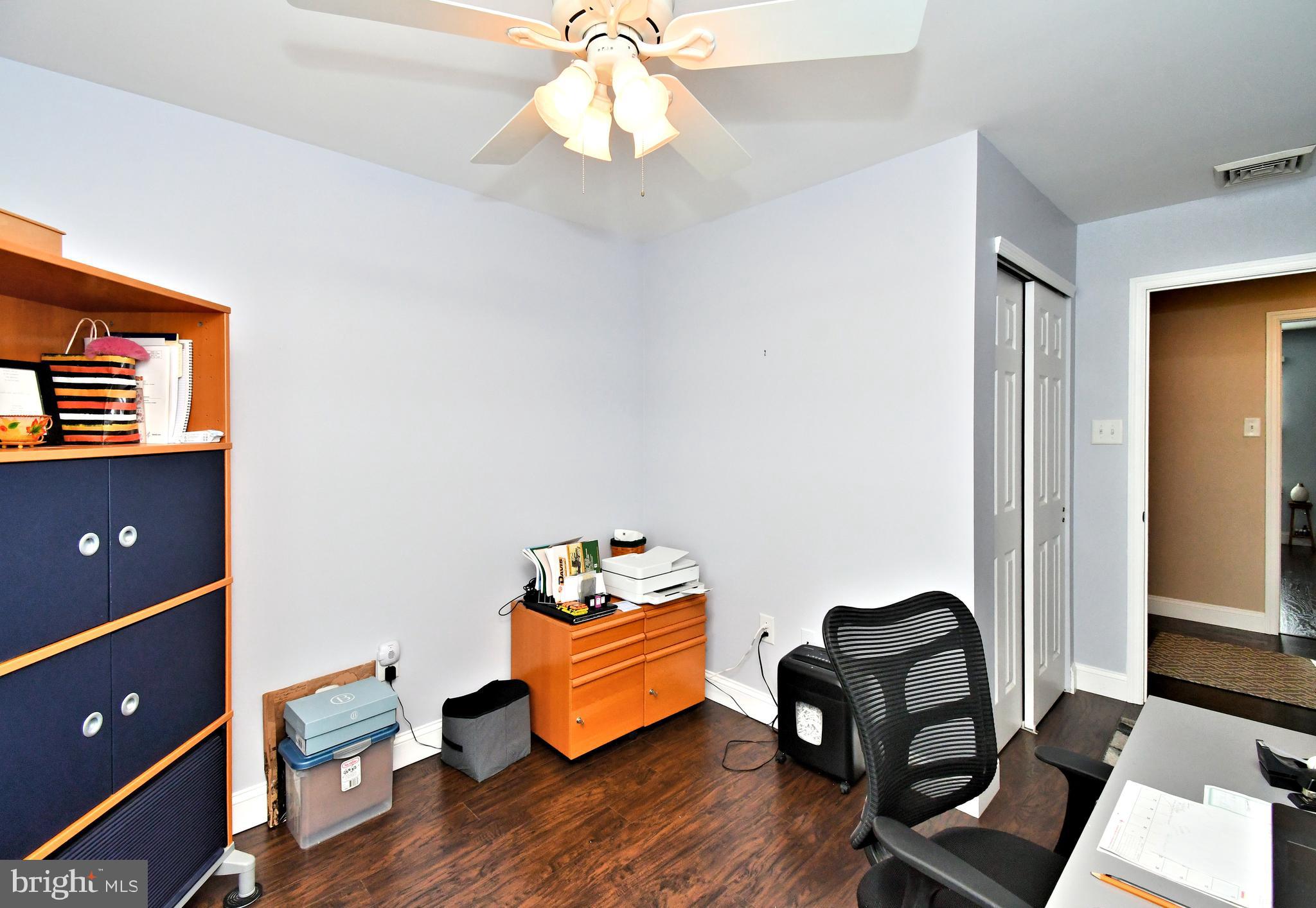 CLUB VIEW MANOR - Residential