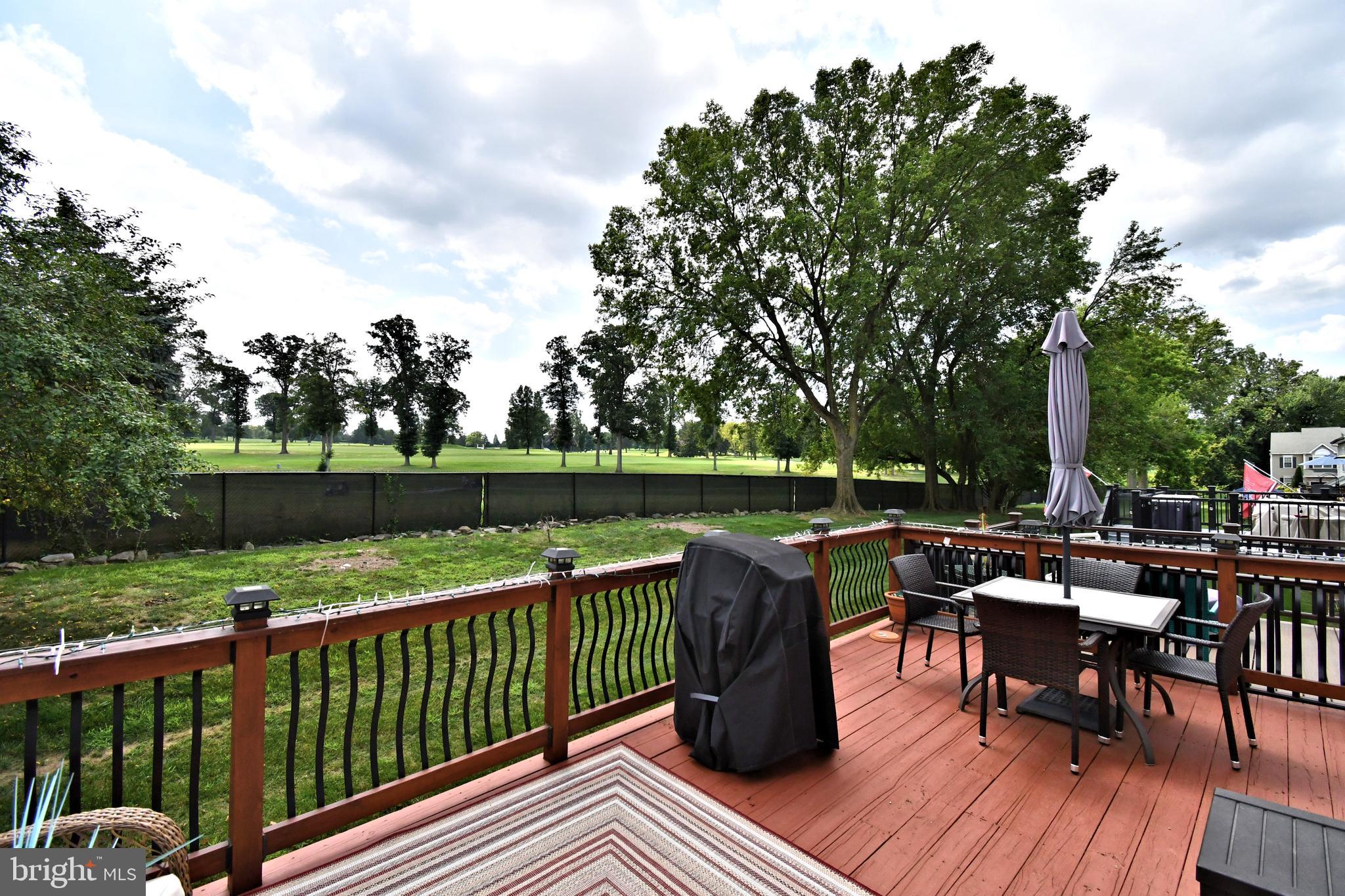 CLUB VIEW MANOR - Residential