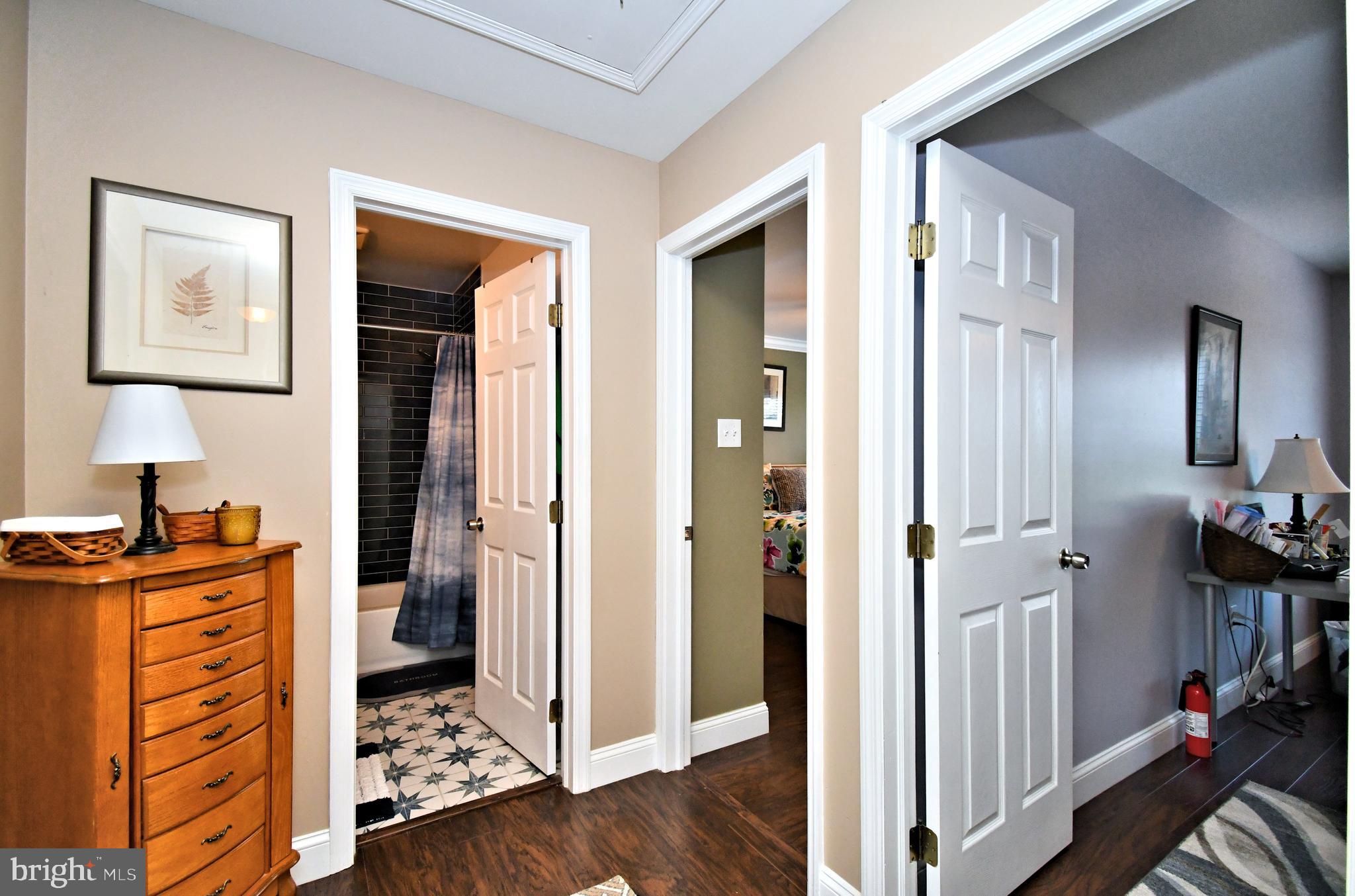 CLUB VIEW MANOR - Residential