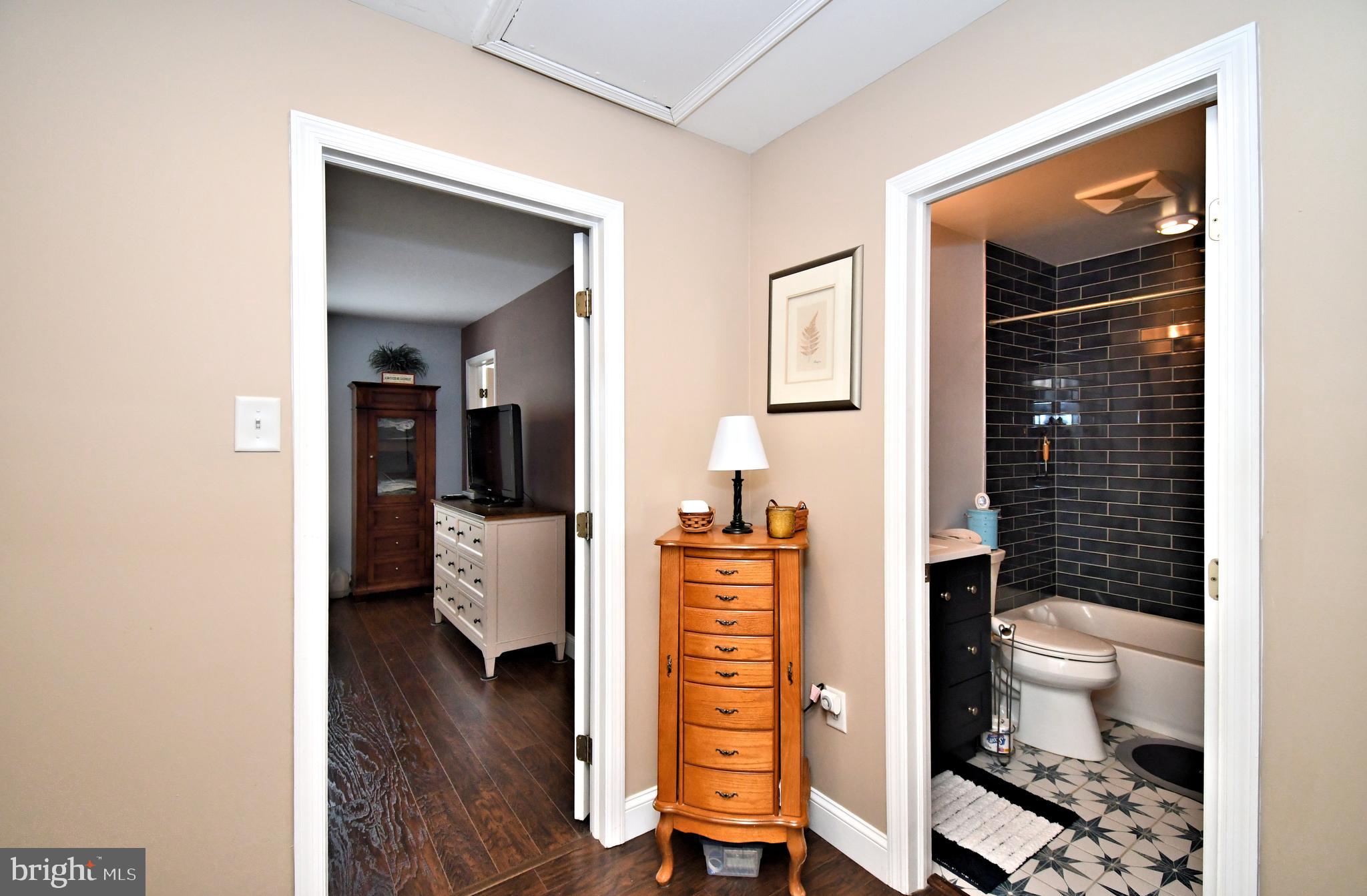 CLUB VIEW MANOR - Residential