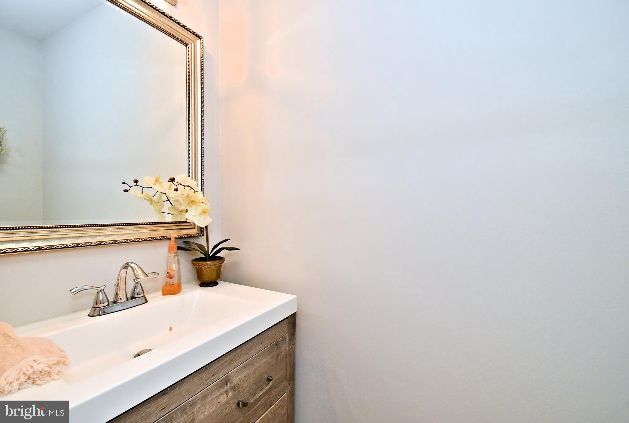 CLUB VIEW MANOR - Residential