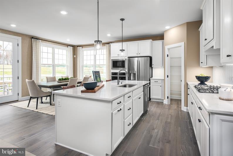 GREYSTONE - Residential