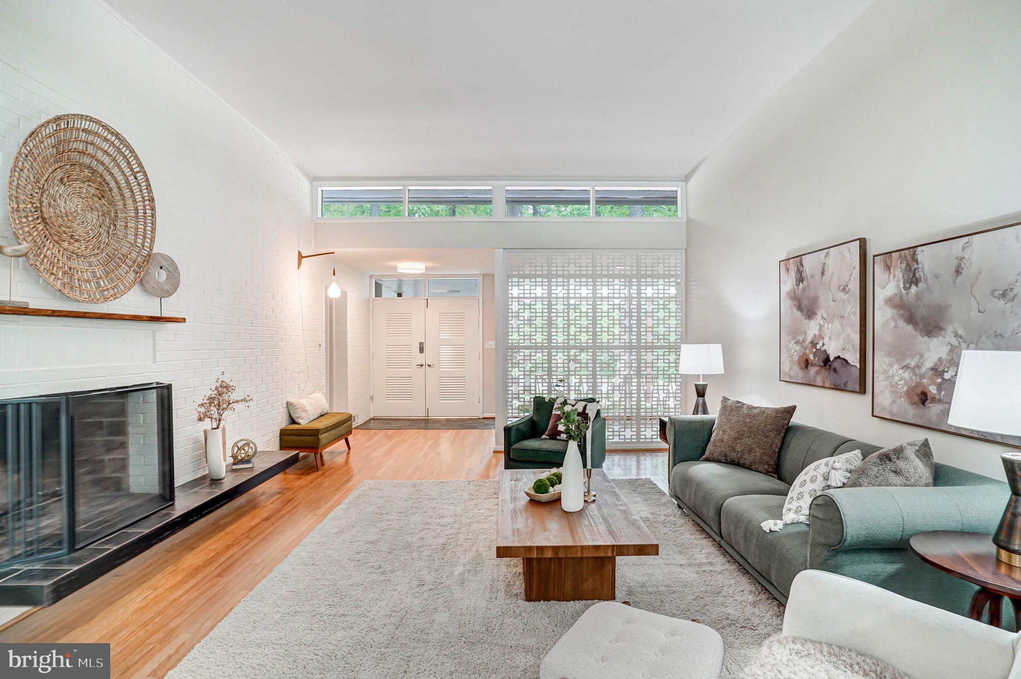 MANTUA - Residential