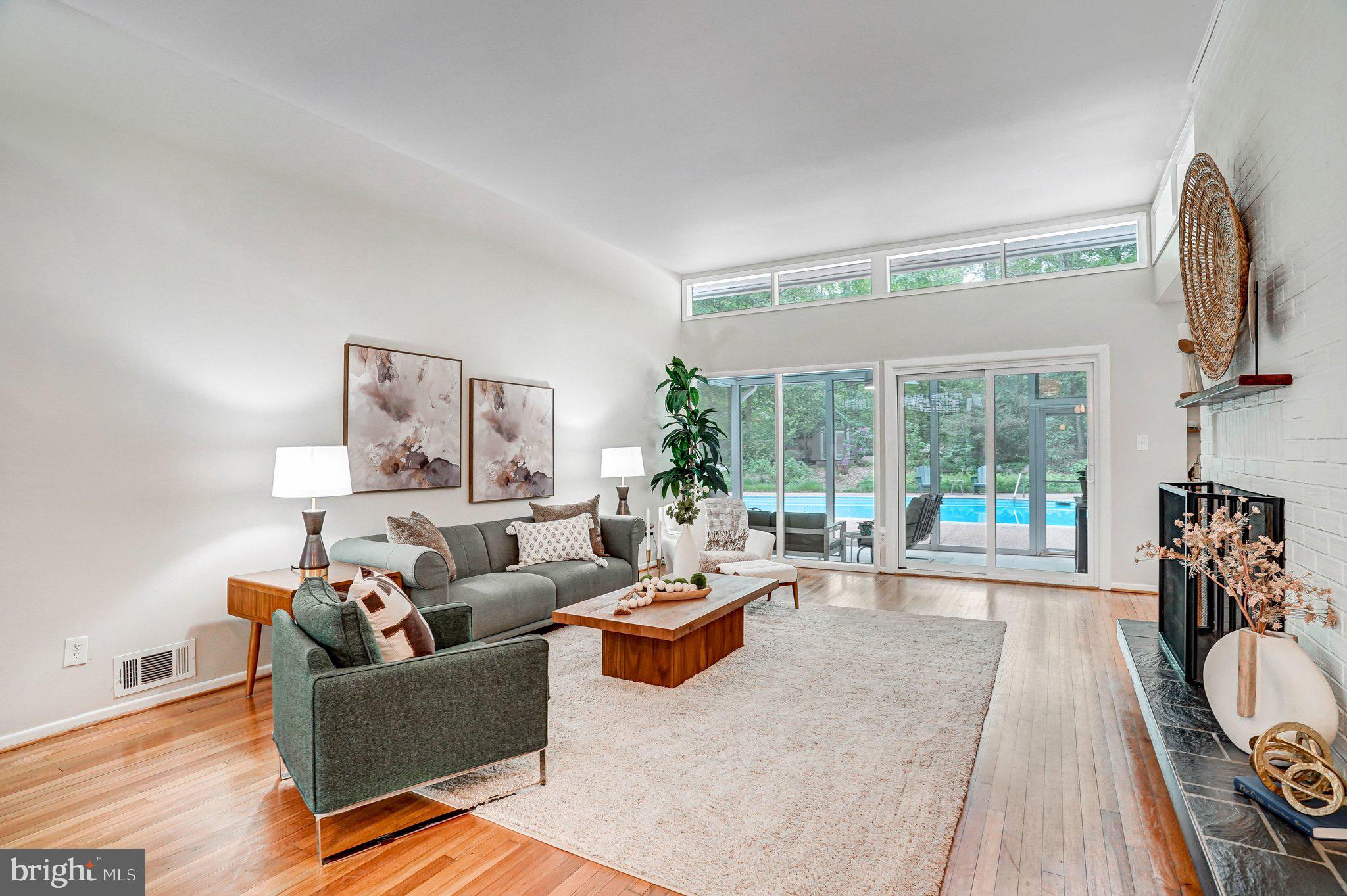 MANTUA - Residential