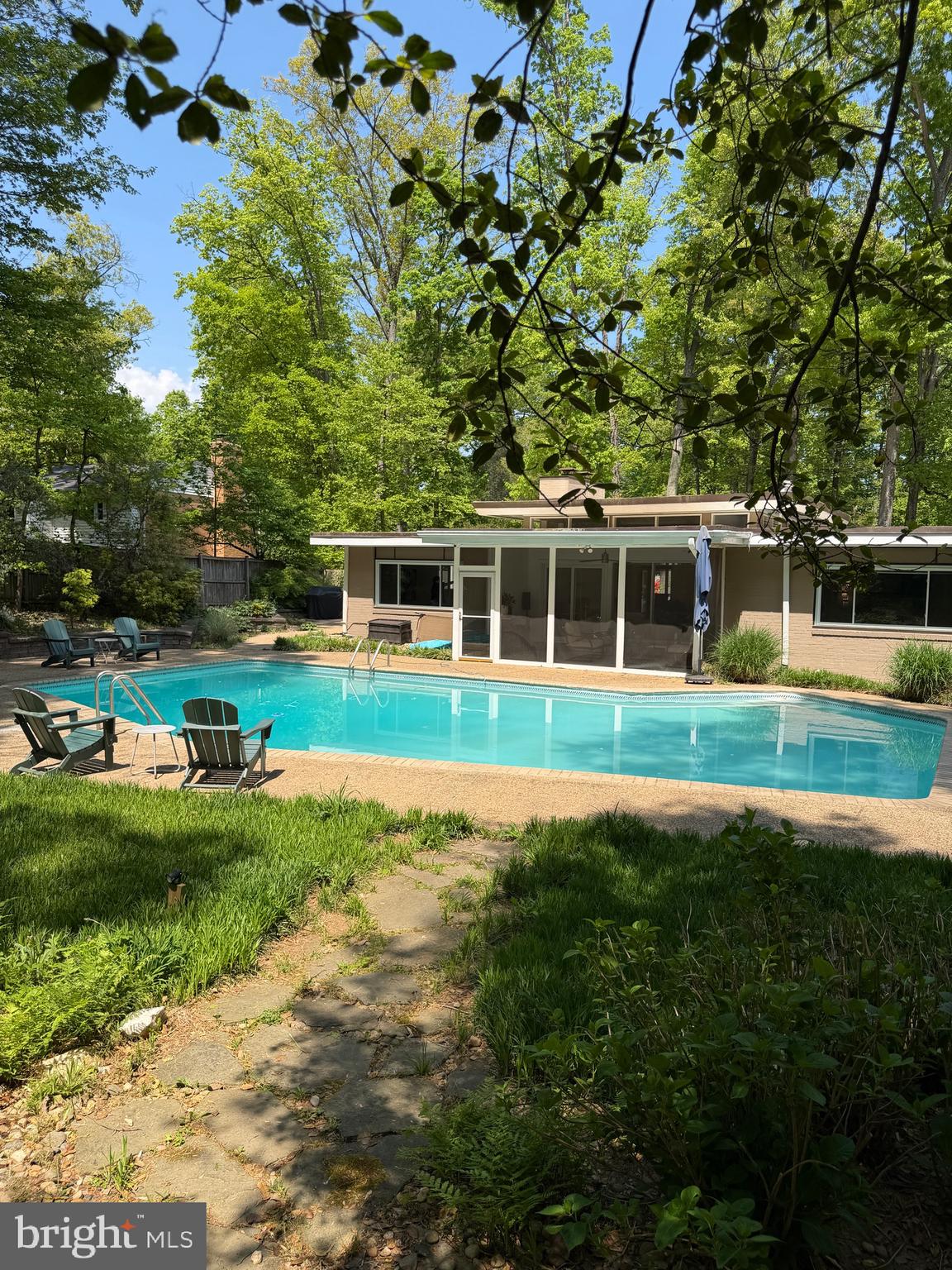 9203 SAINT MARKS PLACE