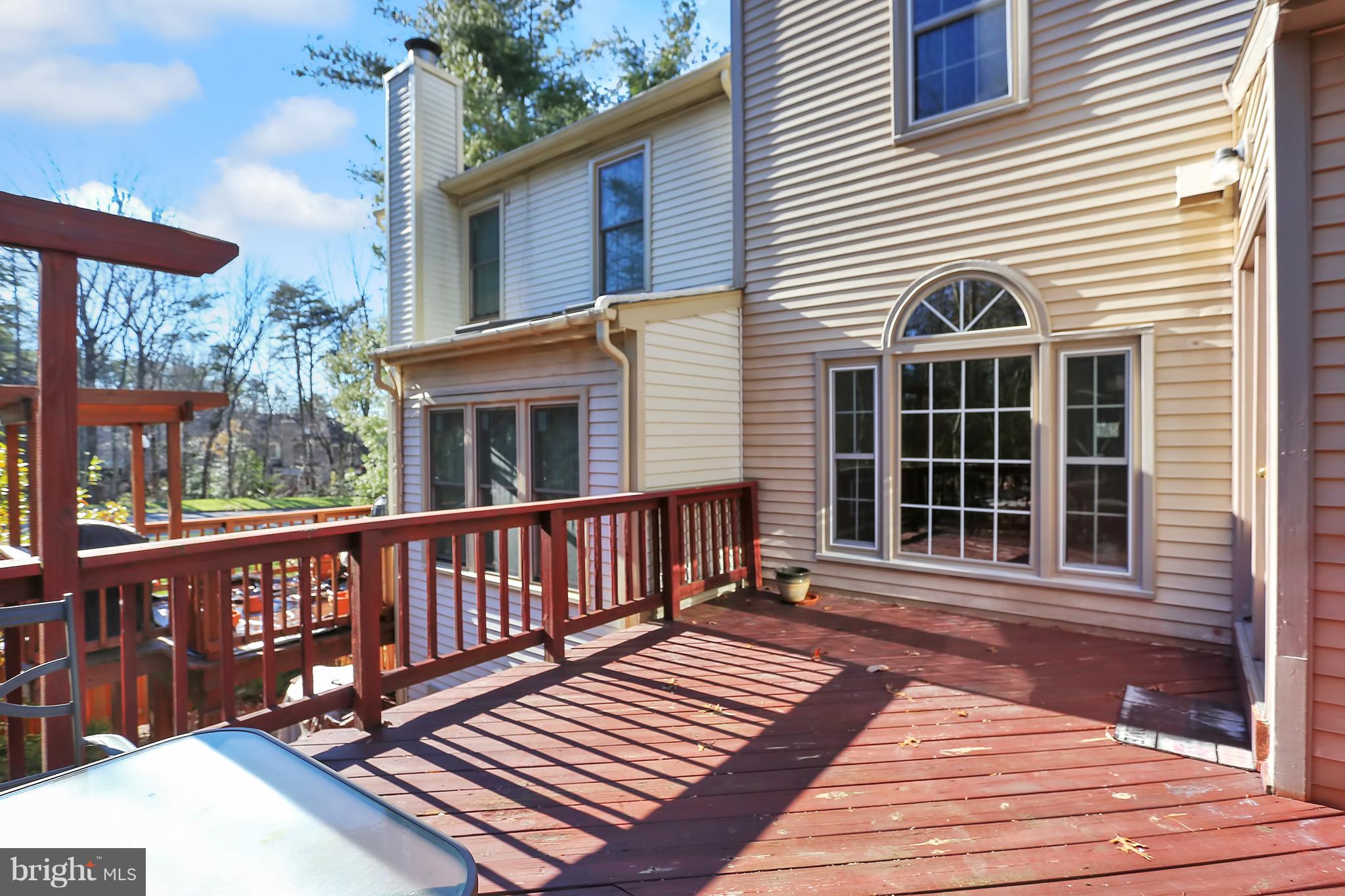 FAIR WOODS - Residential