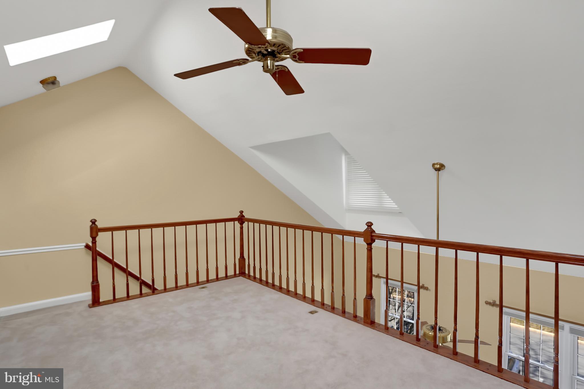 FAIR WOODS - Residential