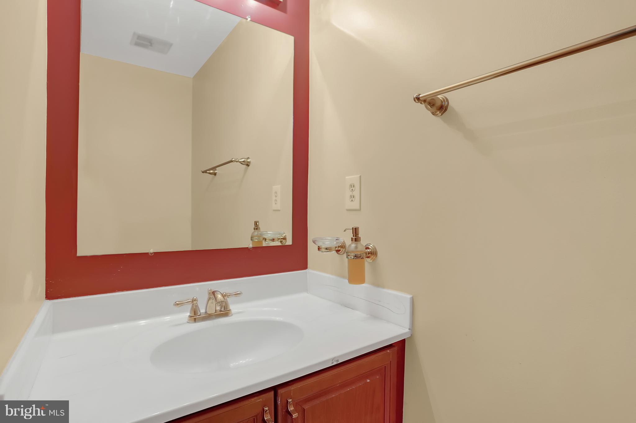 FAIR WOODS - Residential