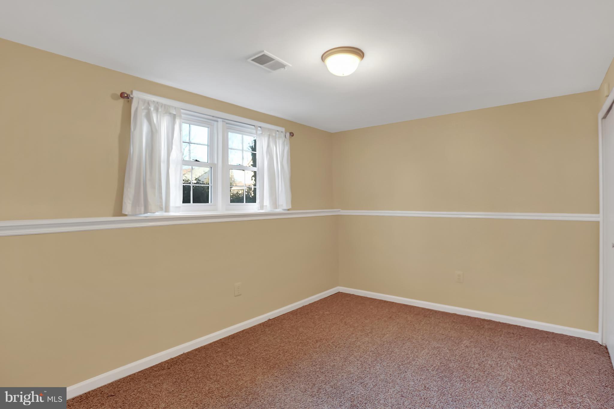 FAIR WOODS - Residential