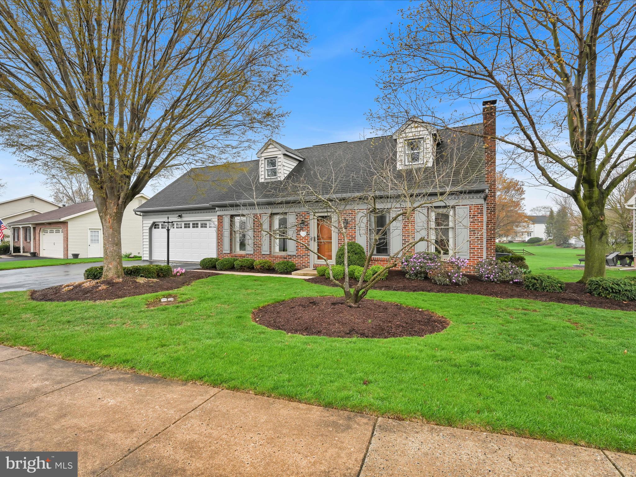 LINCOLN GARDENS - Residential