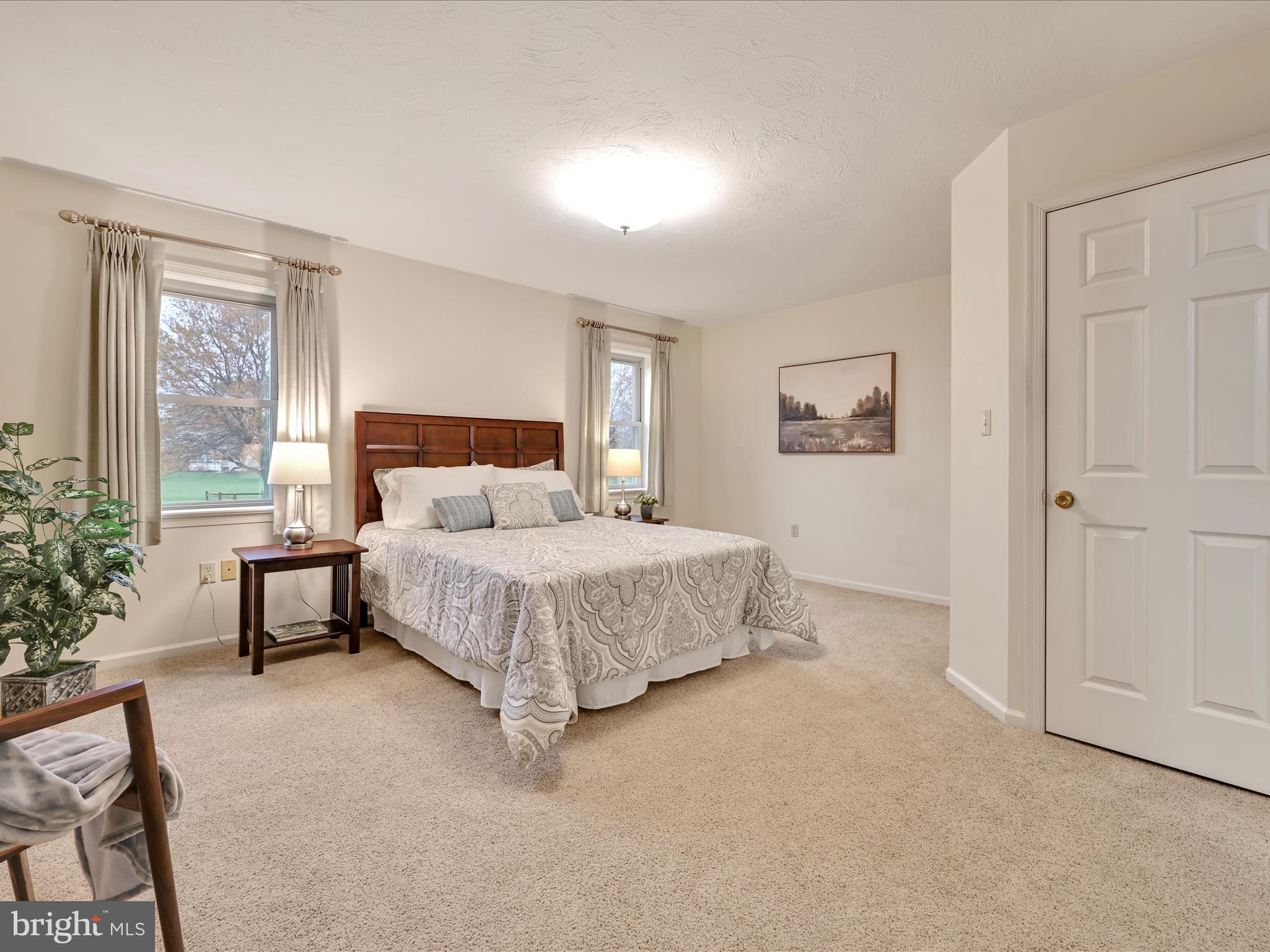 LINCOLN GARDENS - Residential