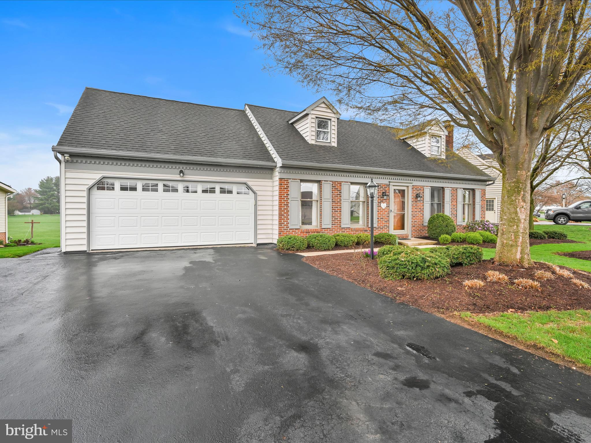 LINCOLN GARDENS - Residential