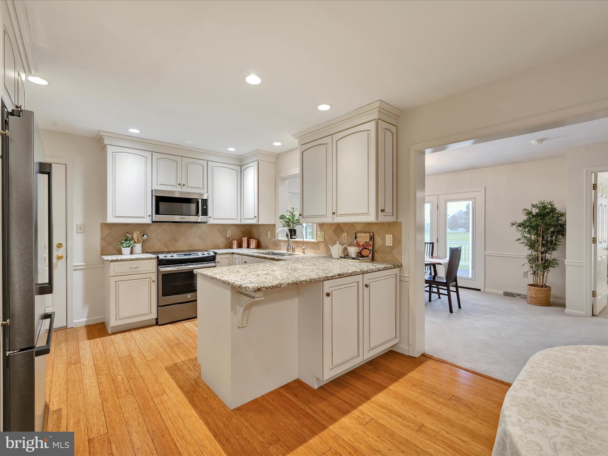 LINCOLN GARDENS - Residential